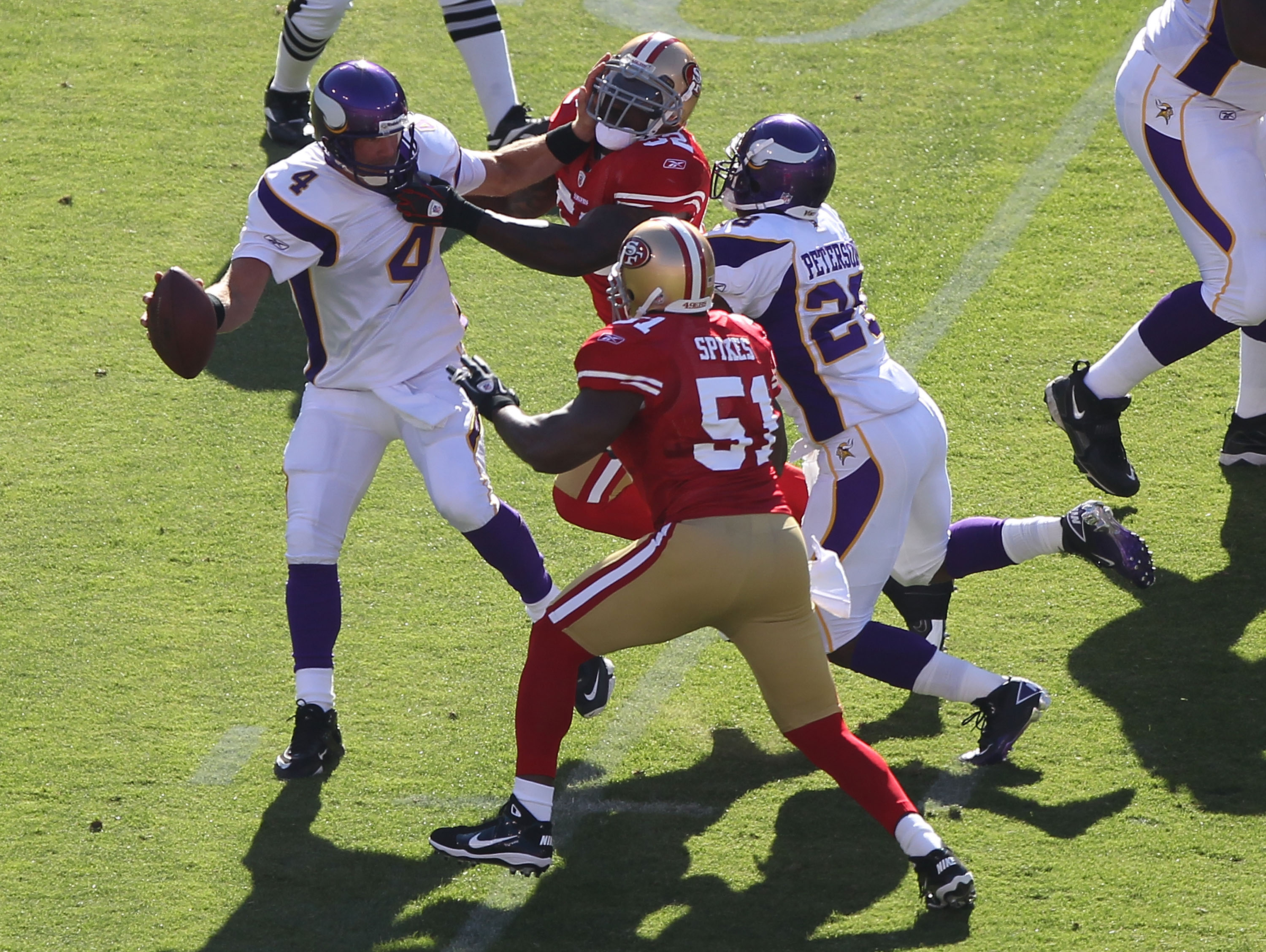 Patrick Willis And Takeo Spikes Lead An Outstanding 49er Defense