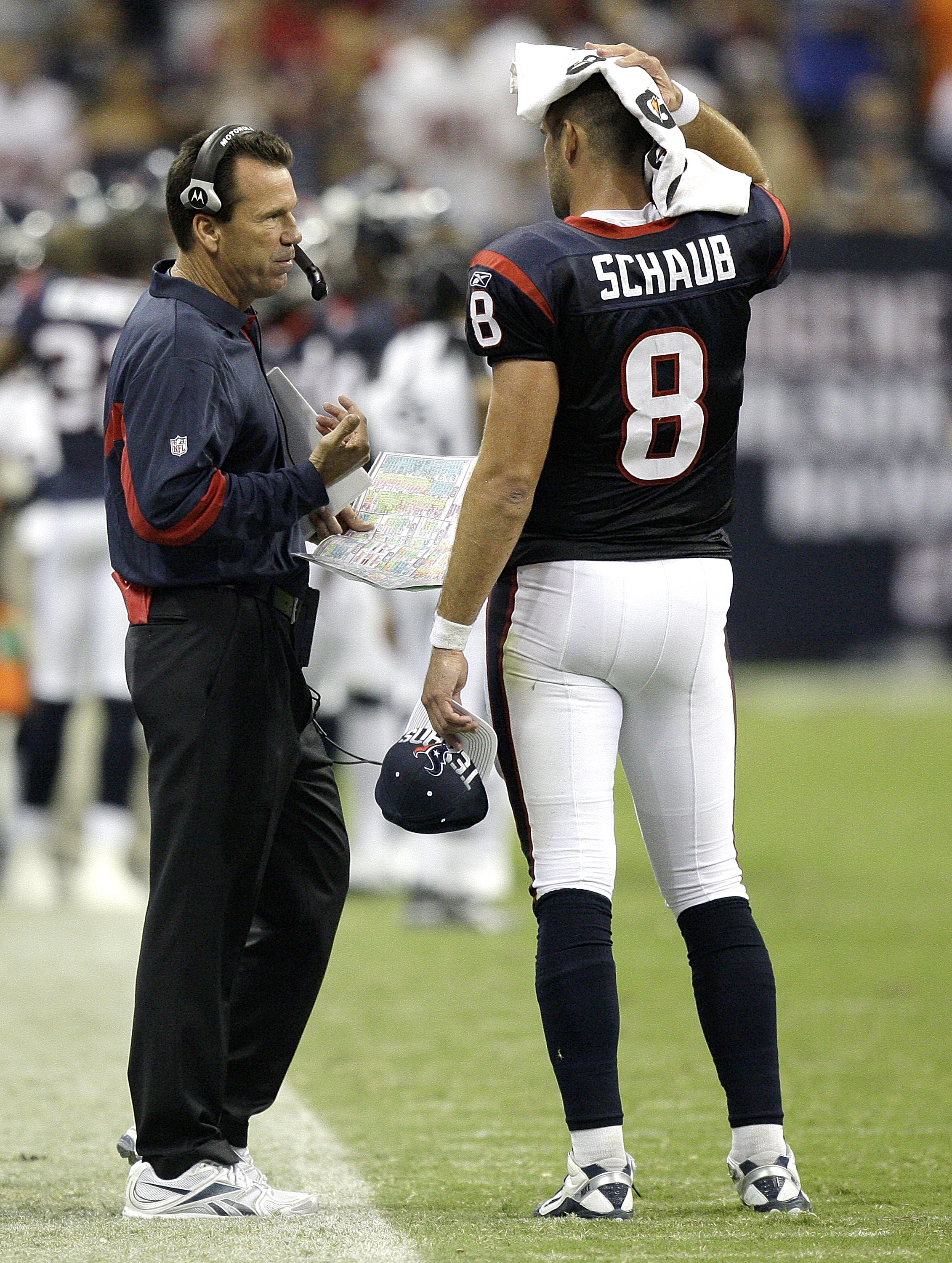 Matt Leinart proves to be a baby man, but the Texans need a beyond