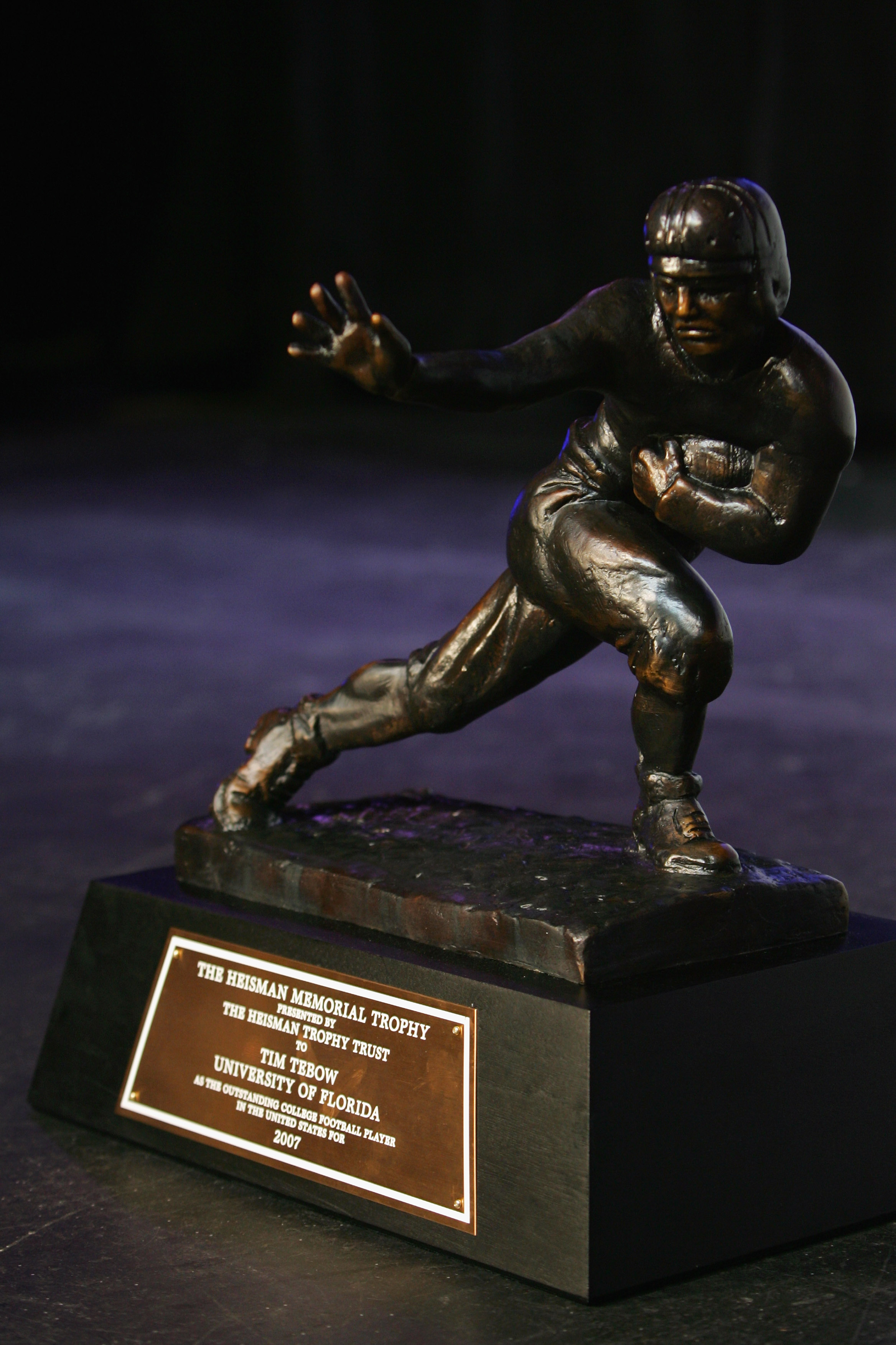NEW YORK - DECEMBER 08: The Heisman trophy after the 73rd Annual Heisman Memorial Trophy Award on December 8, 2007 in New York City.  (Photo by Chris Trotman/Getty Images)