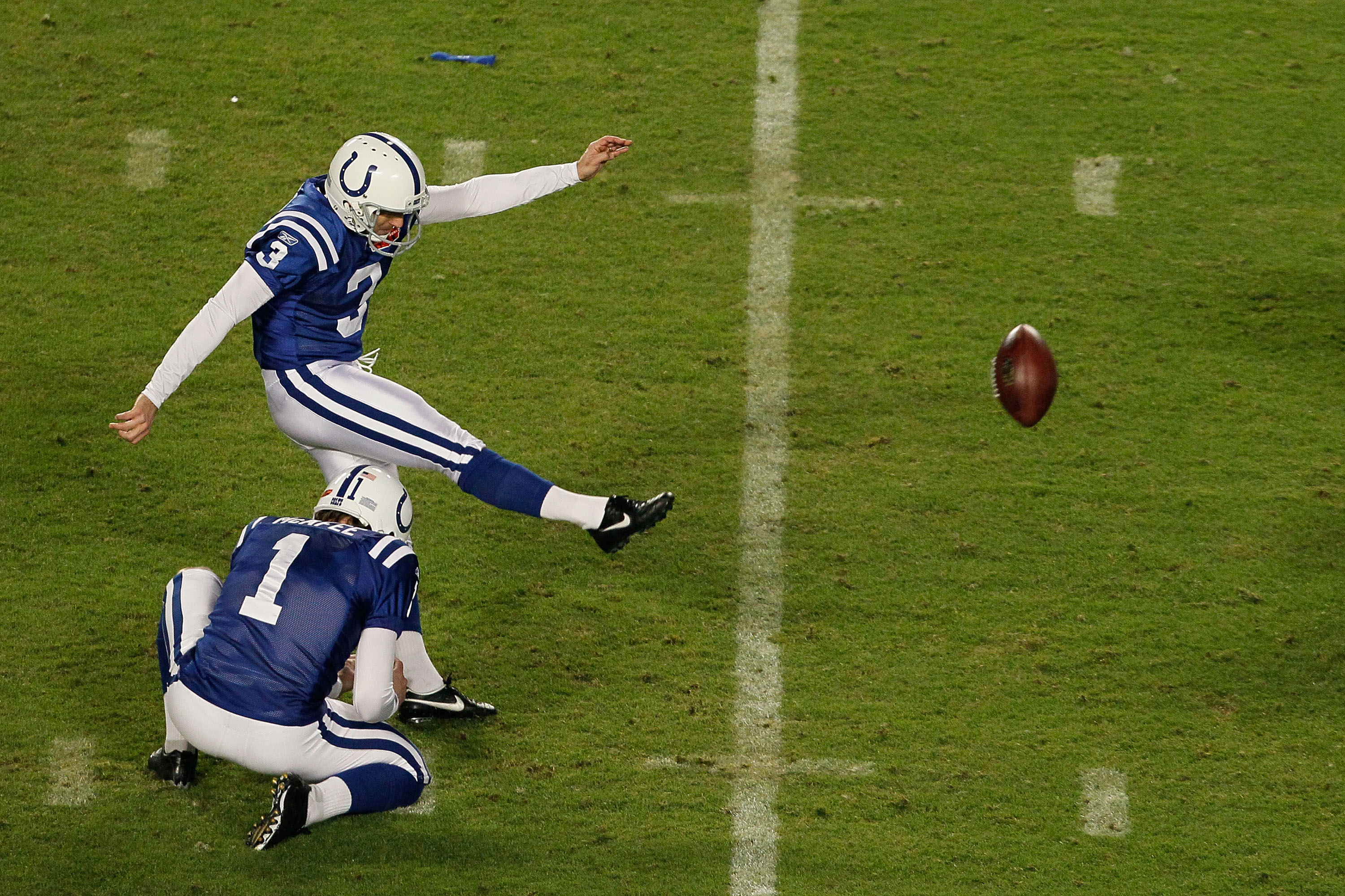 MIAMI GARDENS, FL - FEBRUARY 07: Matt Stover #3 of the Indianapolis Colts misses a 51 yard field goal in the fourth quarter against the New Orleans Saints during Super Bowl XLIV on February 7, 2010 at Sun Life Stadium in Miami Gardens, Florida.  (Photo by