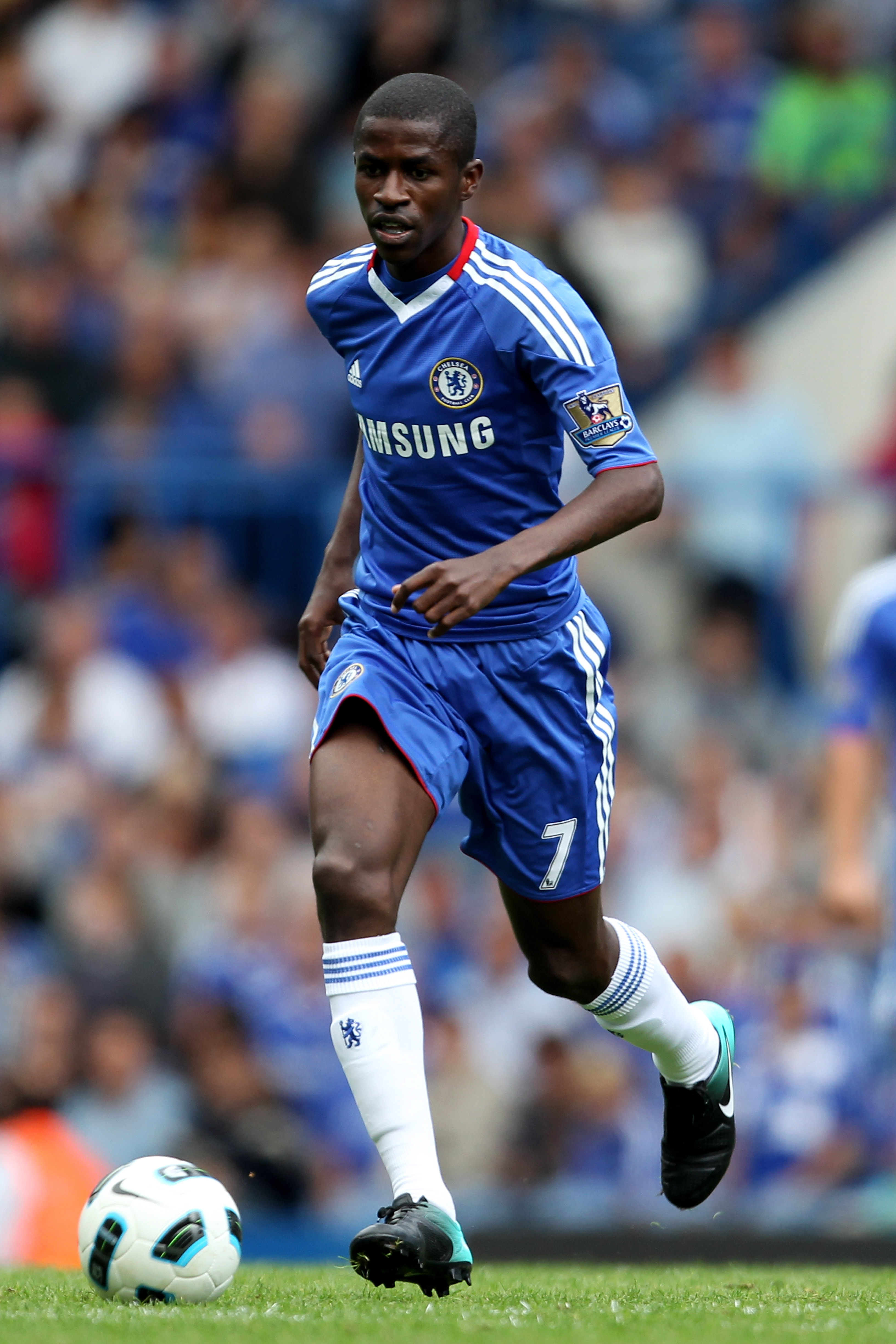 LONDON, ENGLAND - AUGUST 28:  Ramires of Chelsea makes his home debut during the Barclays Premier League match between Chelsea and Stoke City at Stamford Bridge on August 28, 2010 in London, England.  (Photo by Bryn Lennon/Getty Images)