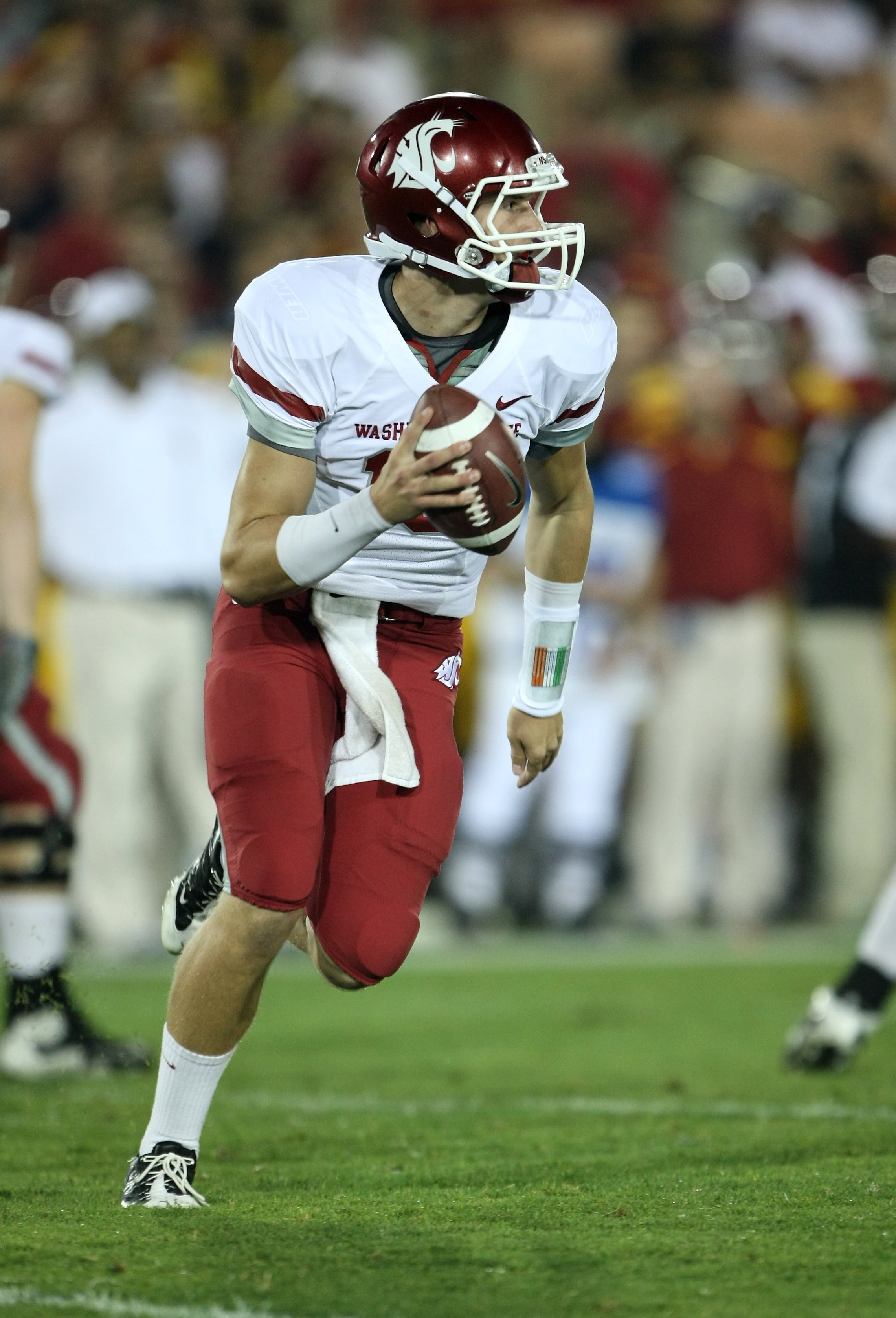 College Football Power Rankings: Pac-10 Quarterbacks After Week 1 ...