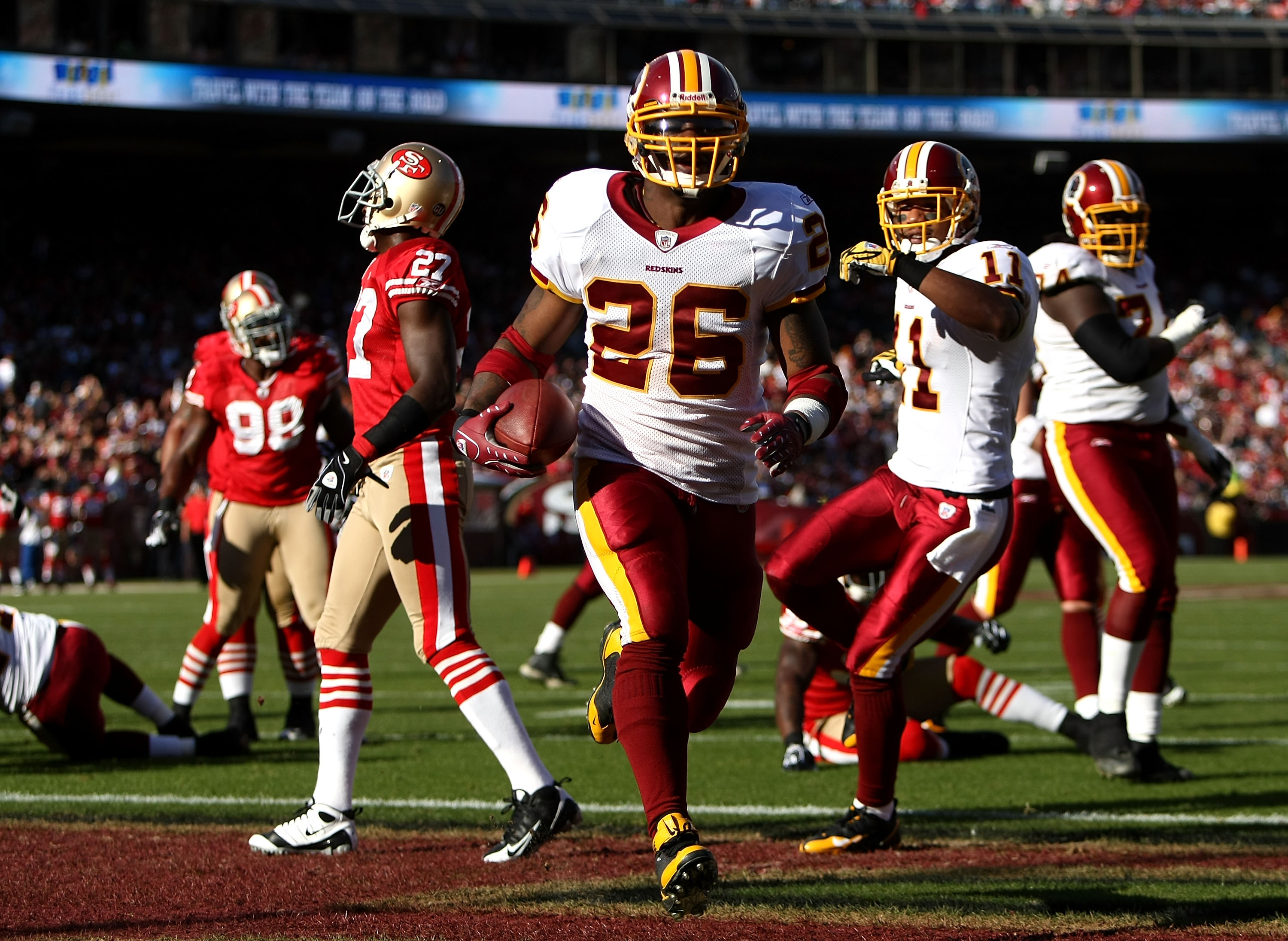 Washington Redskins' running back Clinton Portis stretches before Redskins  game against the Dallas Cowboys at FedEx Field in Landover, Maryland on  September 12, 2010. The Redskins defeated the Cowboys 13-7. UPI/Kevin  Dietsch