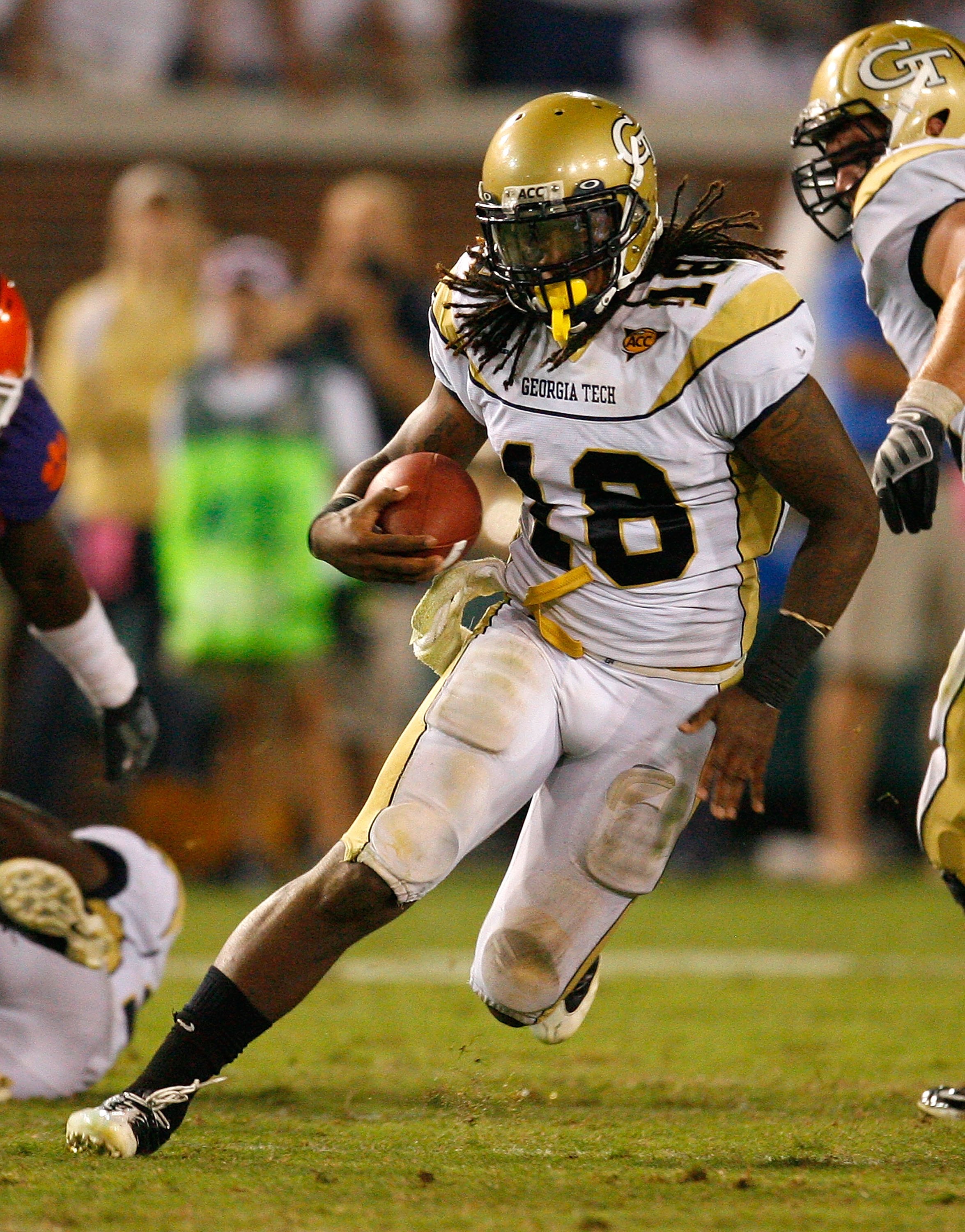 ATLANTA - SEPTEMBER 10: Anthony Allen #18 of the Georgia Tech Yellow Jackets against the Clemson Tigers at Bobby Dodd Stadium on September 10, 2009 in Atlanta, Georgia. (Photo by Kevin C. Cox/Getty Images)