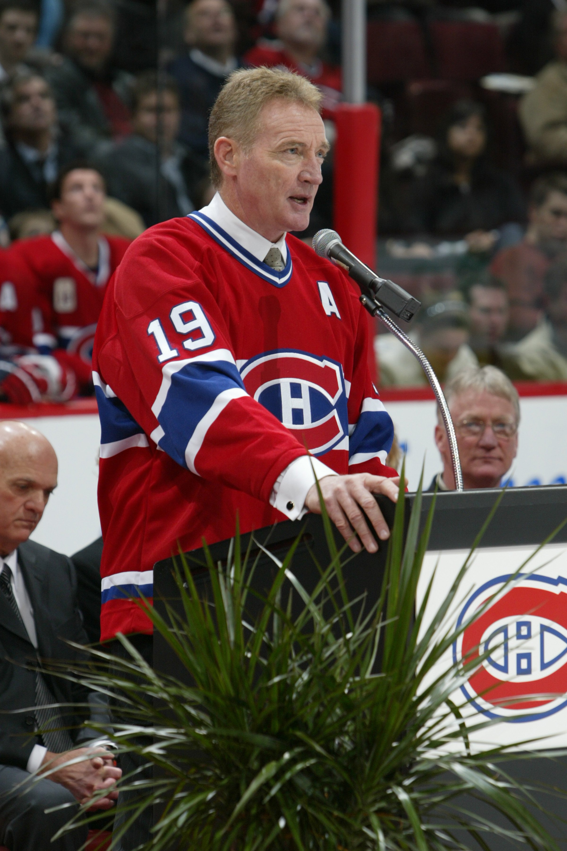 MONTREAL - NOVEMBER 19:  Larry Robinson speaks during his jersey retirement ceremony before the NHL game of the Montreal Canadiens against the Ottawa Senators at Bell Centre on November 19, 2007 in Montreal, Quebec. (Photo by Dave Sandford/Getty Images)
