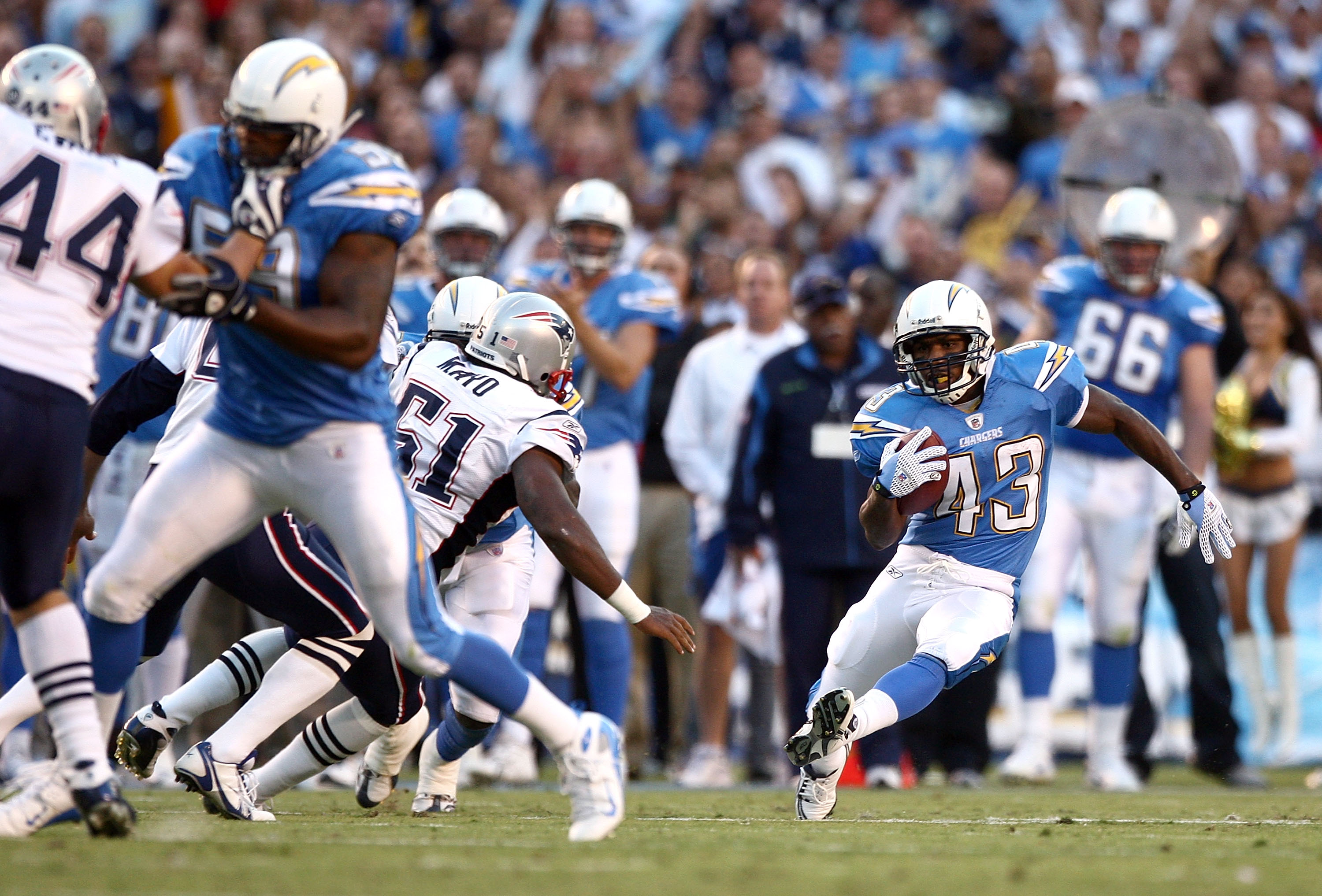 10 October 2010: Chargers kick returner Darren Sproles in first quarter  action as the Oakland Raiders defeated the San Diego Chargers by a score of  35-27 in a regular season National Football