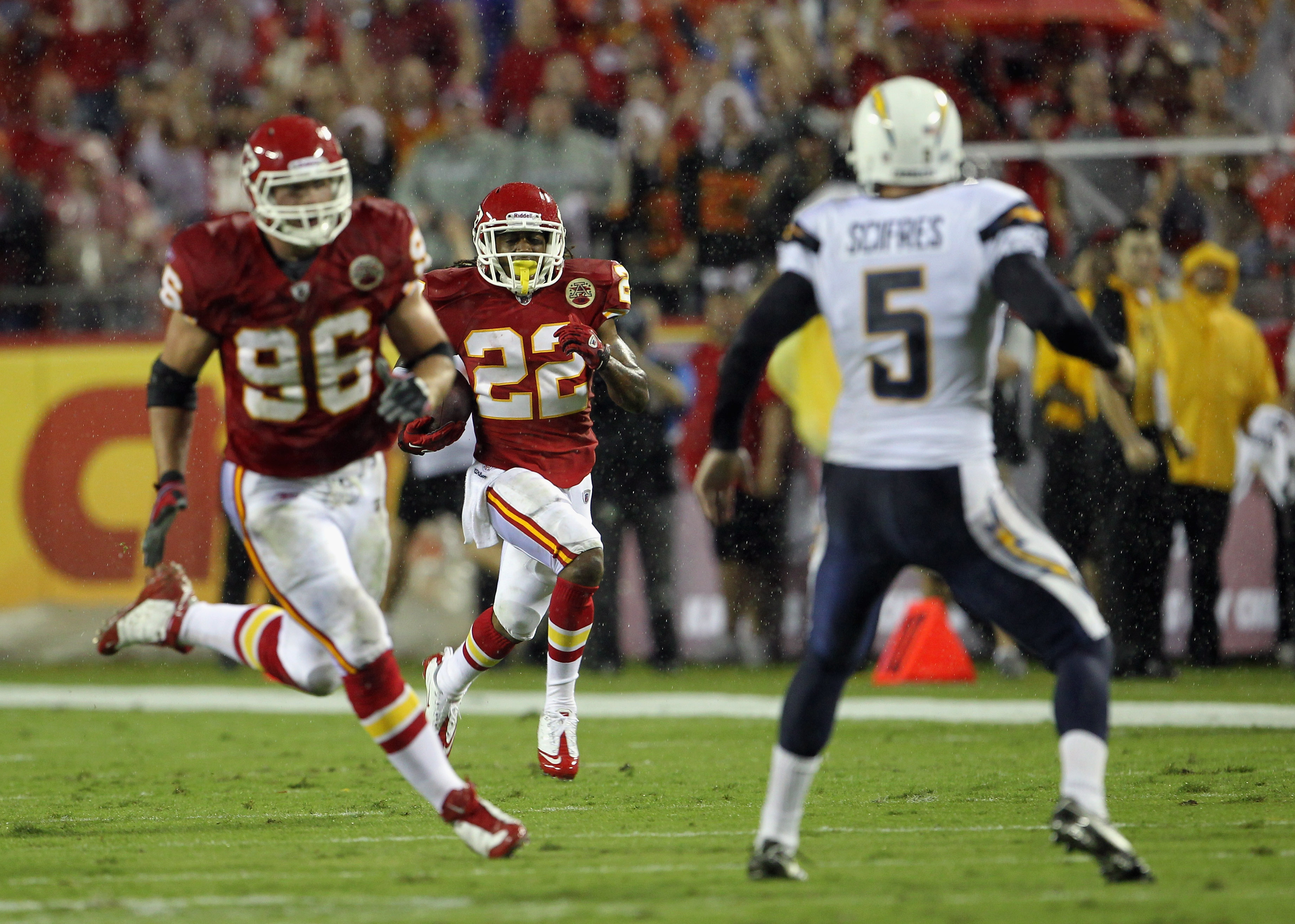 Flashback: Kansas City Chiefs at San Diego Chargers, December 12, 2010 -  Bolts From The Blue