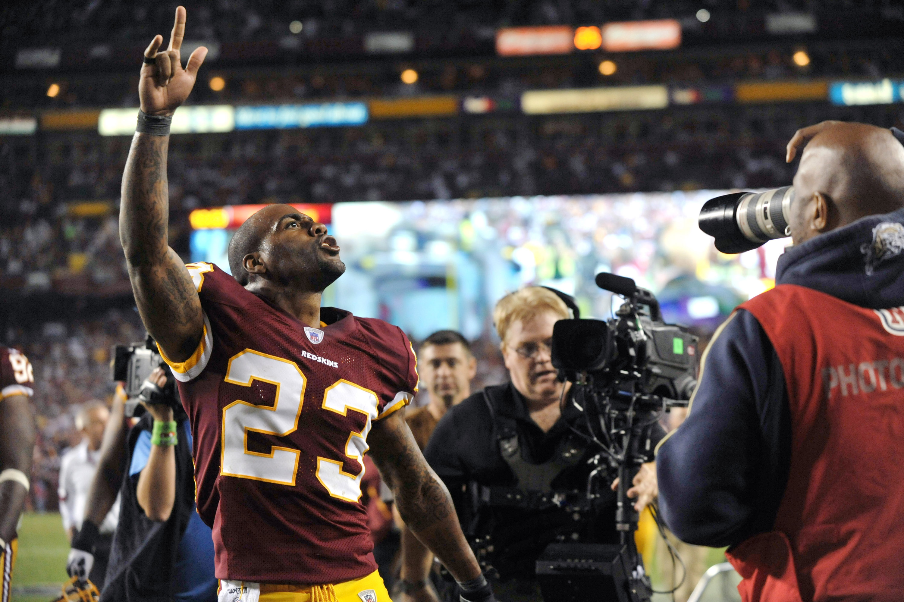 Jamaal Charles Rushes For 259 Yards vs. Broncos in 2009!