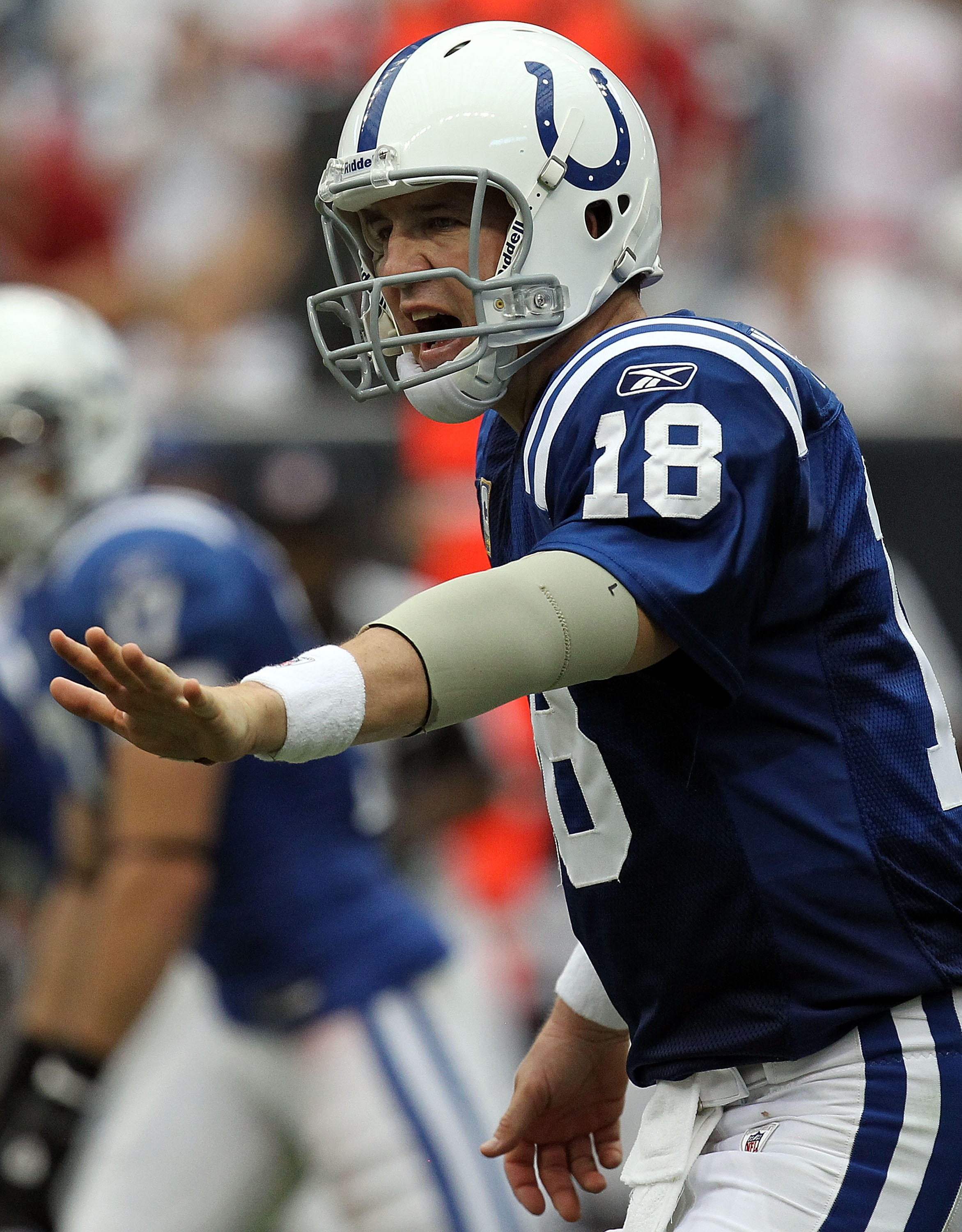 Manning Vs. Manning: Peyton and Eli About To Go Toe-To-Toe Again, News,  Scores, Highlights, Stats, and Rumors