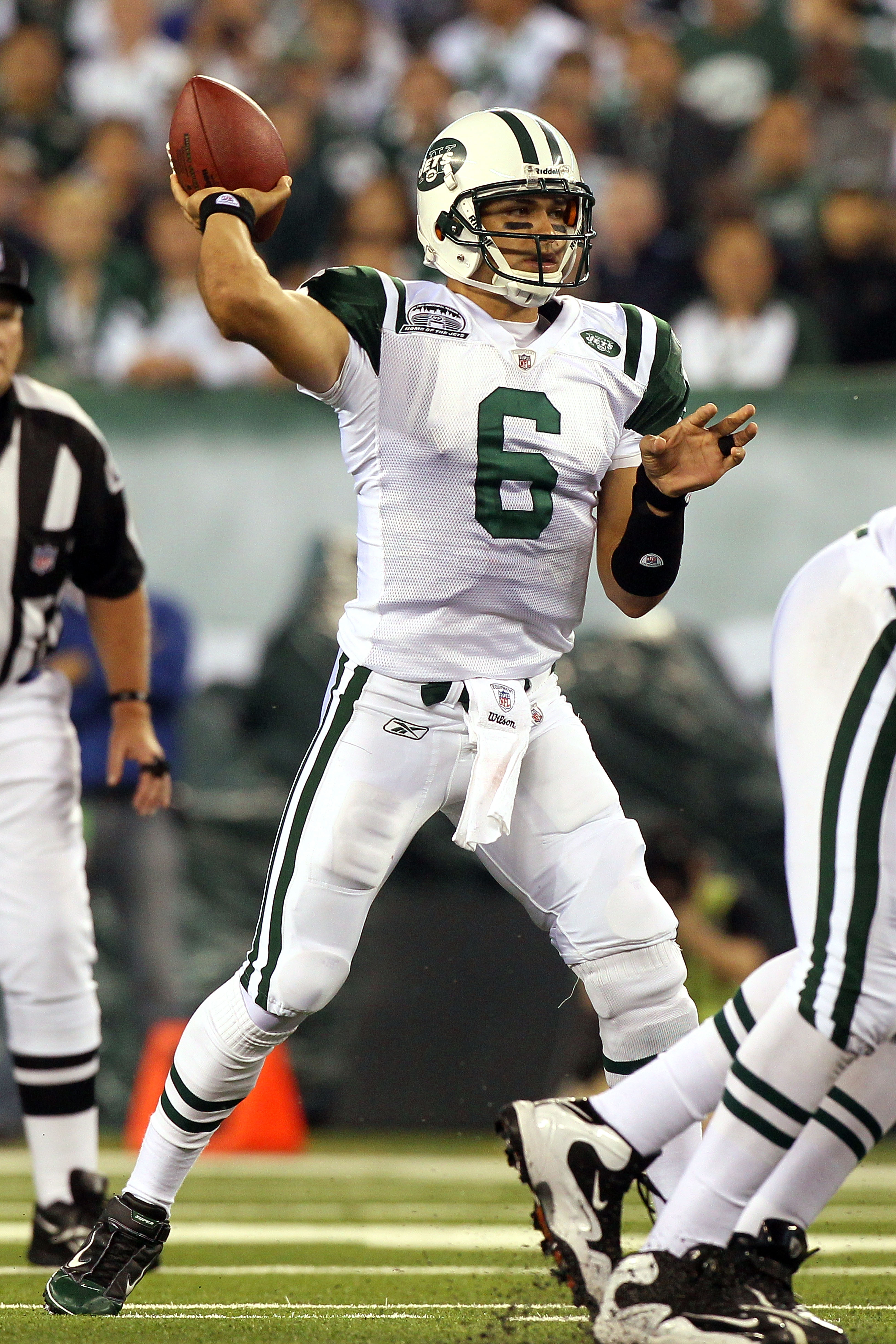 Mark Sanchez: 10 Ways To Reverse His Early 2010 Nosedive