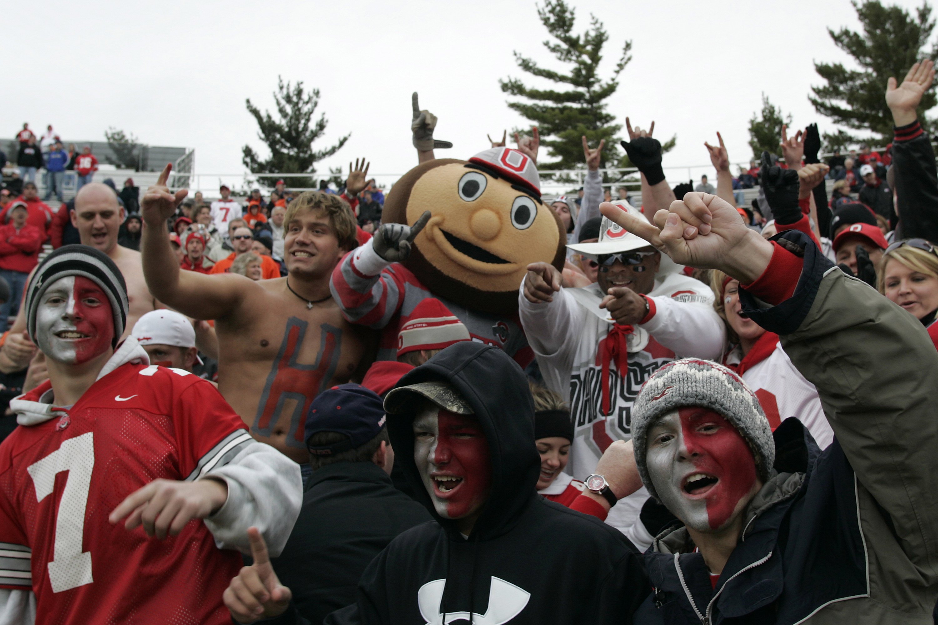 CHAMPAIGN, IL - NOVEMBER 4:  Brutus, The Ohio State Buckeyes mascot is in the stands to celebrate with fans during the game between the Ohio State Buckeyes against the Illinois Fighting Illini at Memorial Stadium November 4, 2006 in Champaign, Illinois.