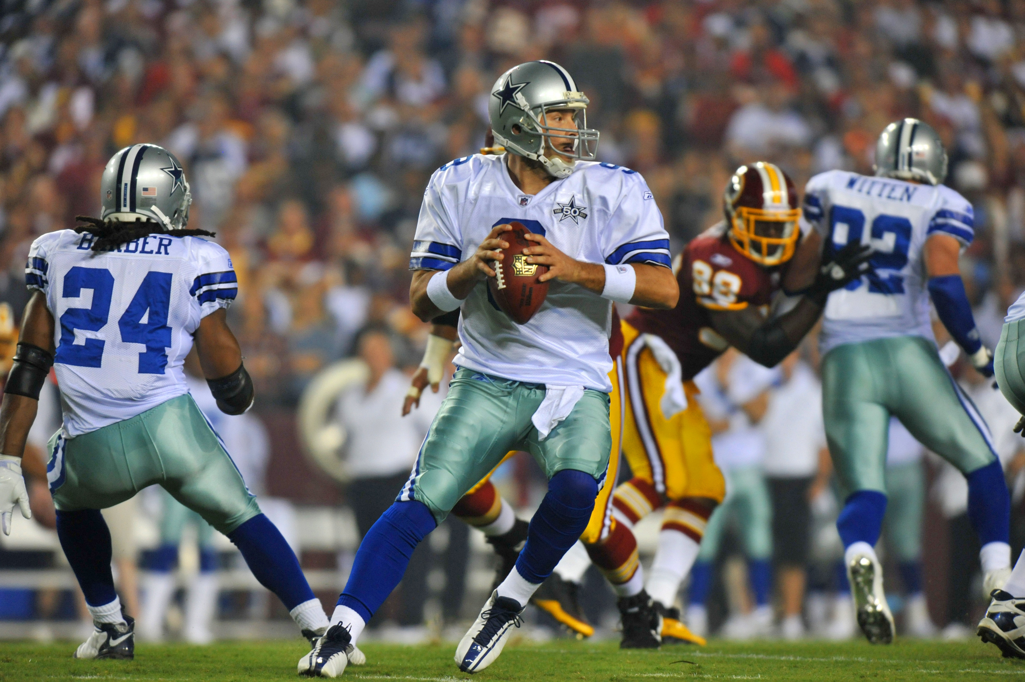 LANDOVER - SEPTEMBER 12:  Tony Romo #9 of the Dallas Cowboys looks to pass during the NFL season opener against the Washington Redskins at FedExField on September 12, 2010 in Landover, Maryland.  (Photo by Larry French/Getty Images)