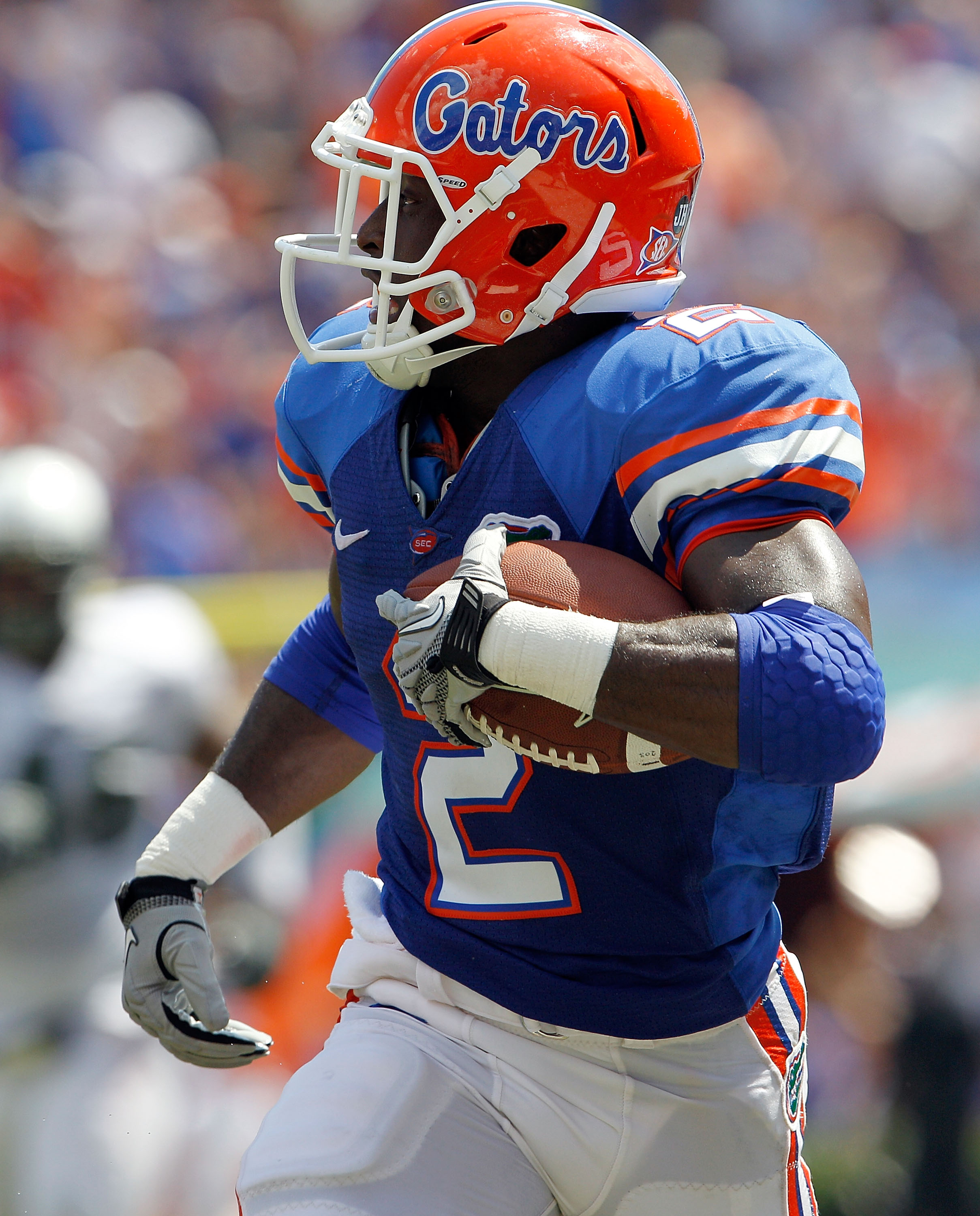 GAINESVILLE, FL - SEPTEMBER 11: Jeffery Demps #2 of the Florida Gators runs for yardage against the South Florida Bulls during a game at Ben Hill Griffin Stadium on September 11, 2010 in Gainesville, Florida. (Photo by Sam Greenwood/Getty Images)