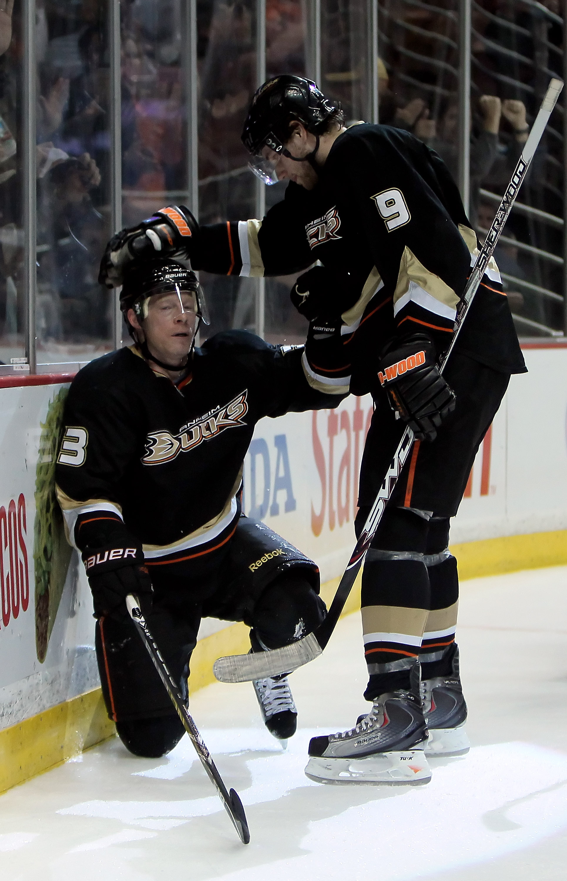 ANAHEIM, CA - MARCH 03:  Jason Blake (L) #33 of the Anaheim Ducks is congratulated by Bobby Ryan #9 after scoring a goal in the first period against the Colorado Avalanche at the Honda Center on March 3, 2010 in Anaheim, California.  (Photo by Jeff Gross/