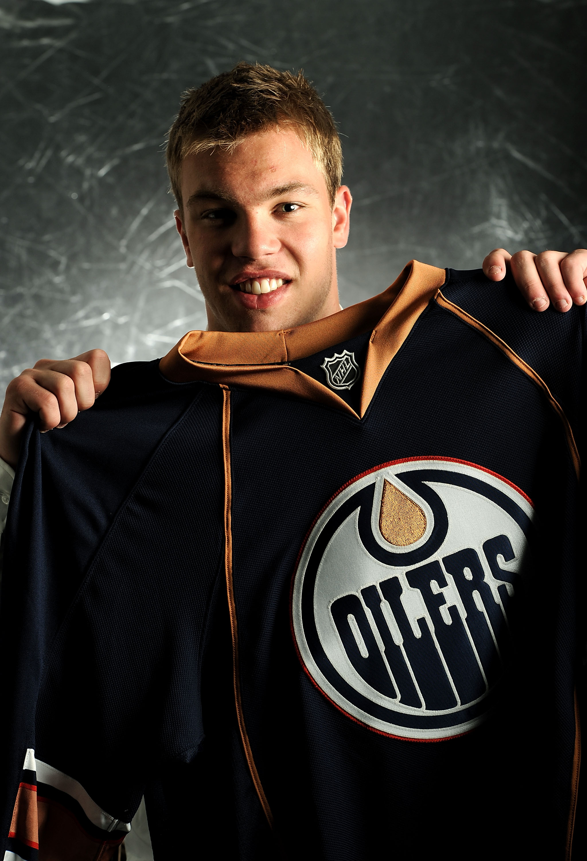 LOS ANGELES, CA - JUNE 25:  Taylor Hall, drafted first overall by the Edmonton Oilers, poses for a portrait during the 2010 NHL Entry Draft at Staples Center on June 25, 2010 in Los Angeles, California.  (Photo by Harry How/Getty Images)