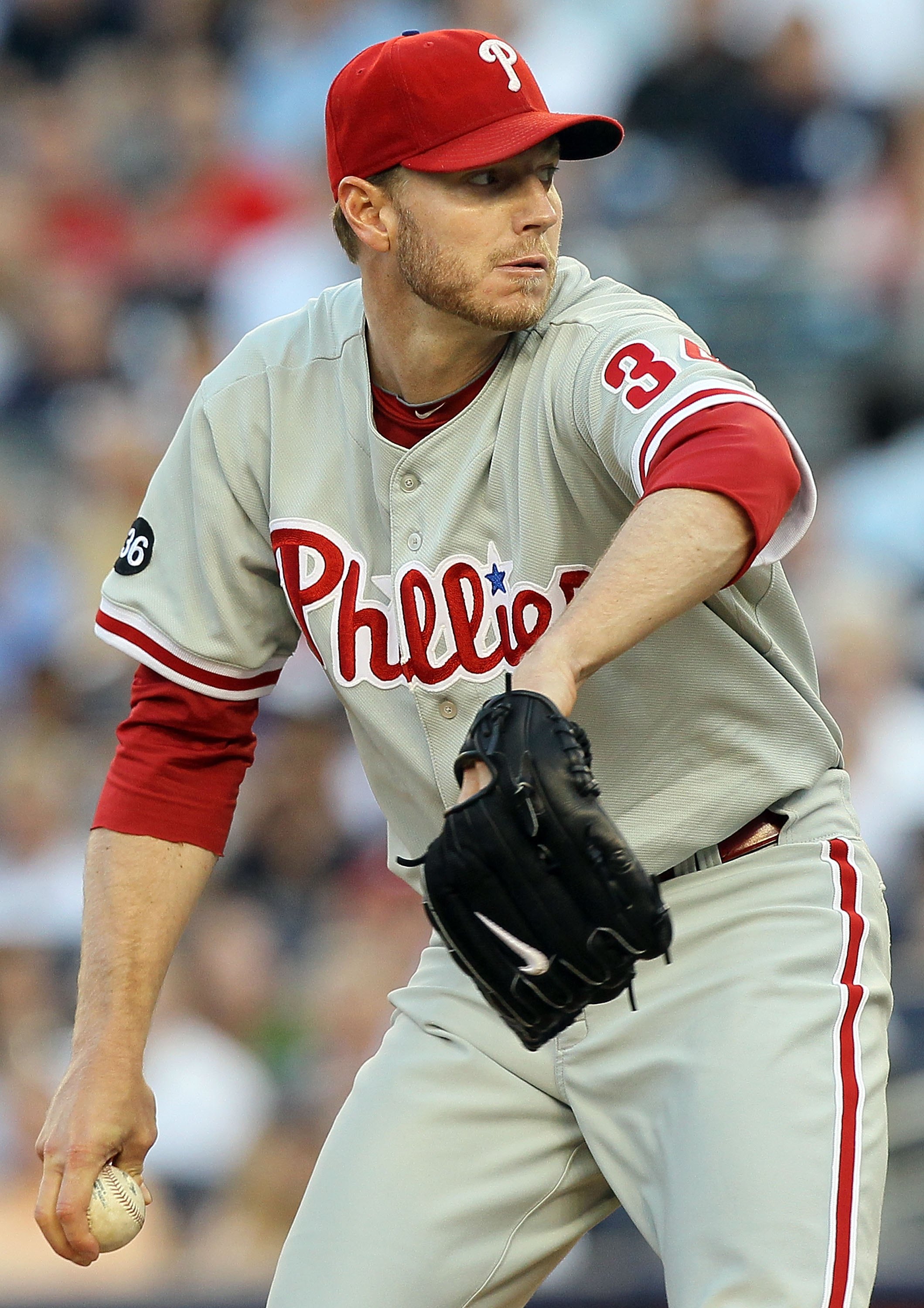 NEW YORK - JUNE 15:  Roy Halladay #34 of the Philadelphia Phillies delivers a pitch against the New York Yankees on June 15, 2010 at Yankee Stadium in the Bronx borough of New York City.  (Photo by Jim McIsaac/Getty Images)