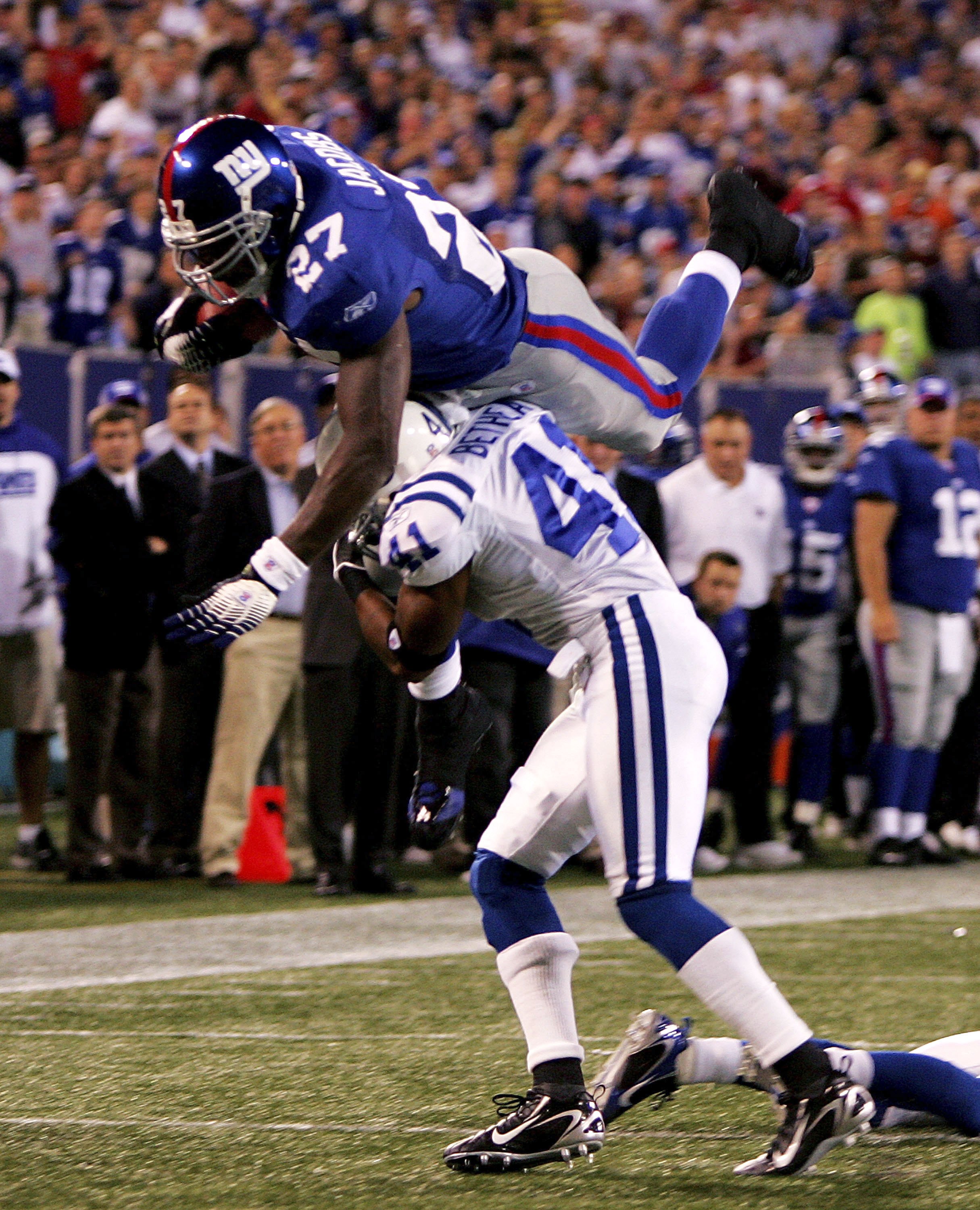 New York Giants Eli Manning throws a pass during week 1 at Giants Stadium  in East Rutherford, New Jersey on September 10, 2006. Peyton Manning and Eli  Manning played each other for