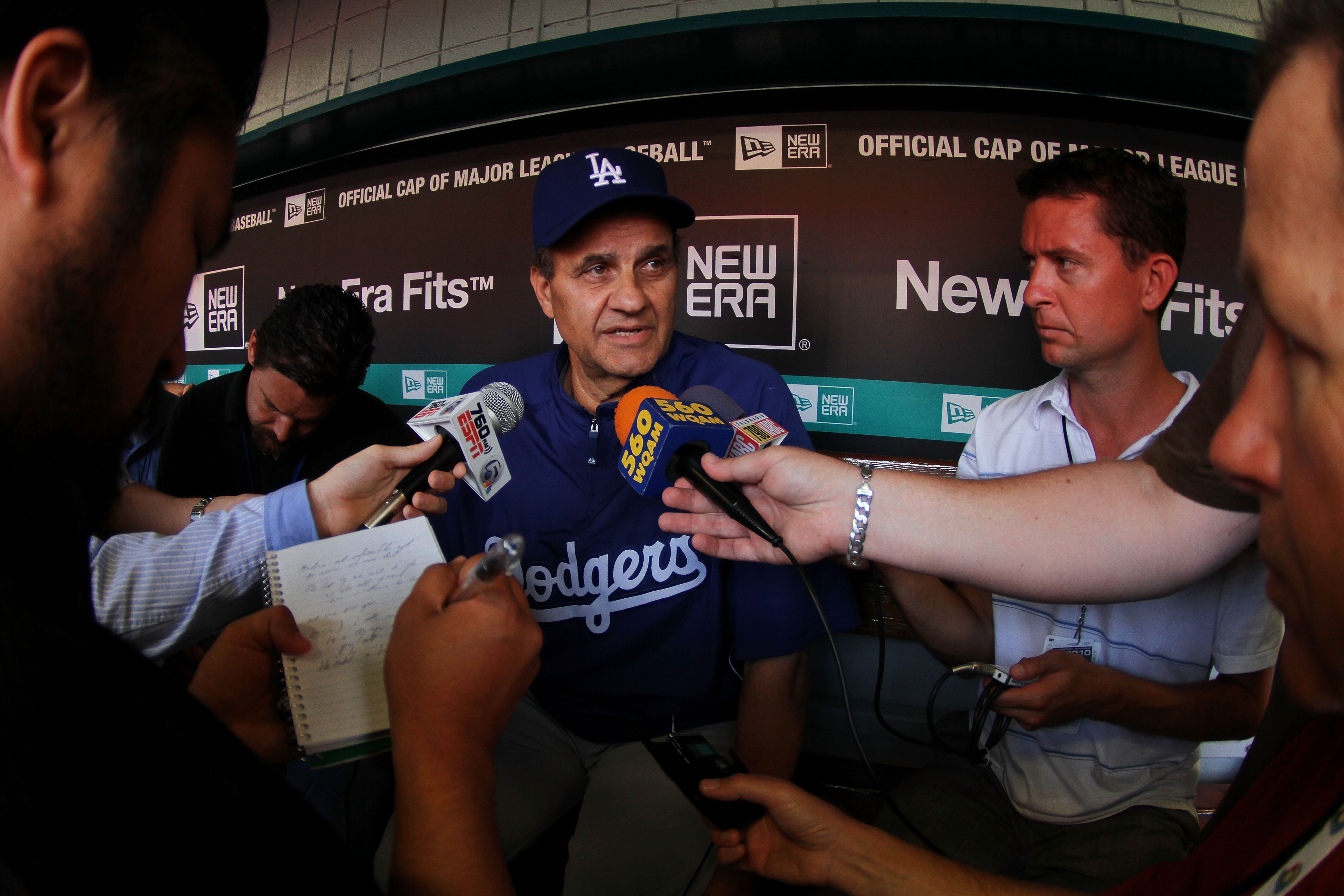 Joe Torre resigns from MLB, part of group trying to buy Los Angeles Dodgers  