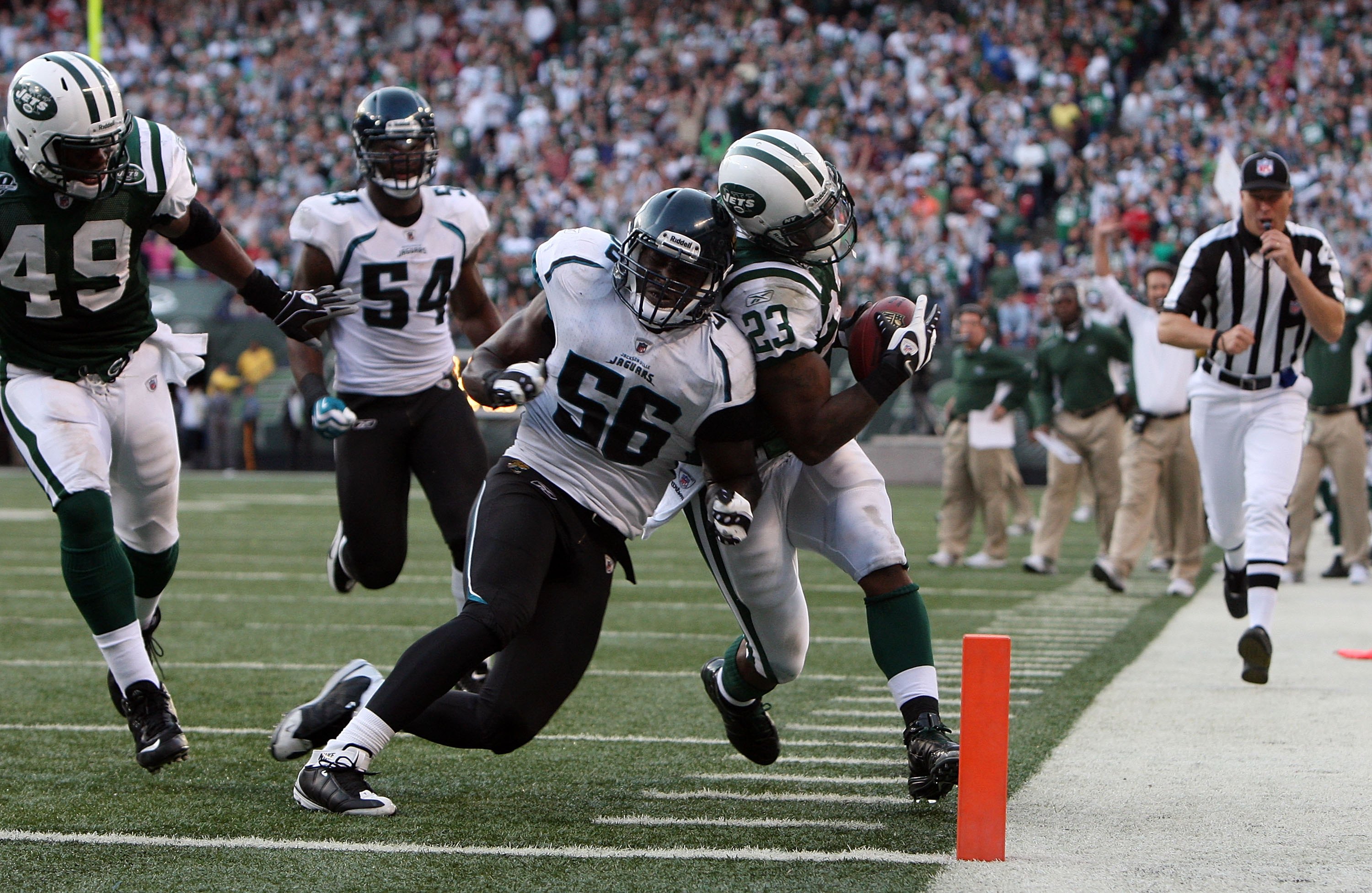 28 November 2010: Jacksonville Jaguars cornerback Rashean Mathis (27)  during the game where the New York Giants hosted the Jacksonville Jaguars  at the New Meadowlands Stadium in East Rutherford, NJ. The Giants