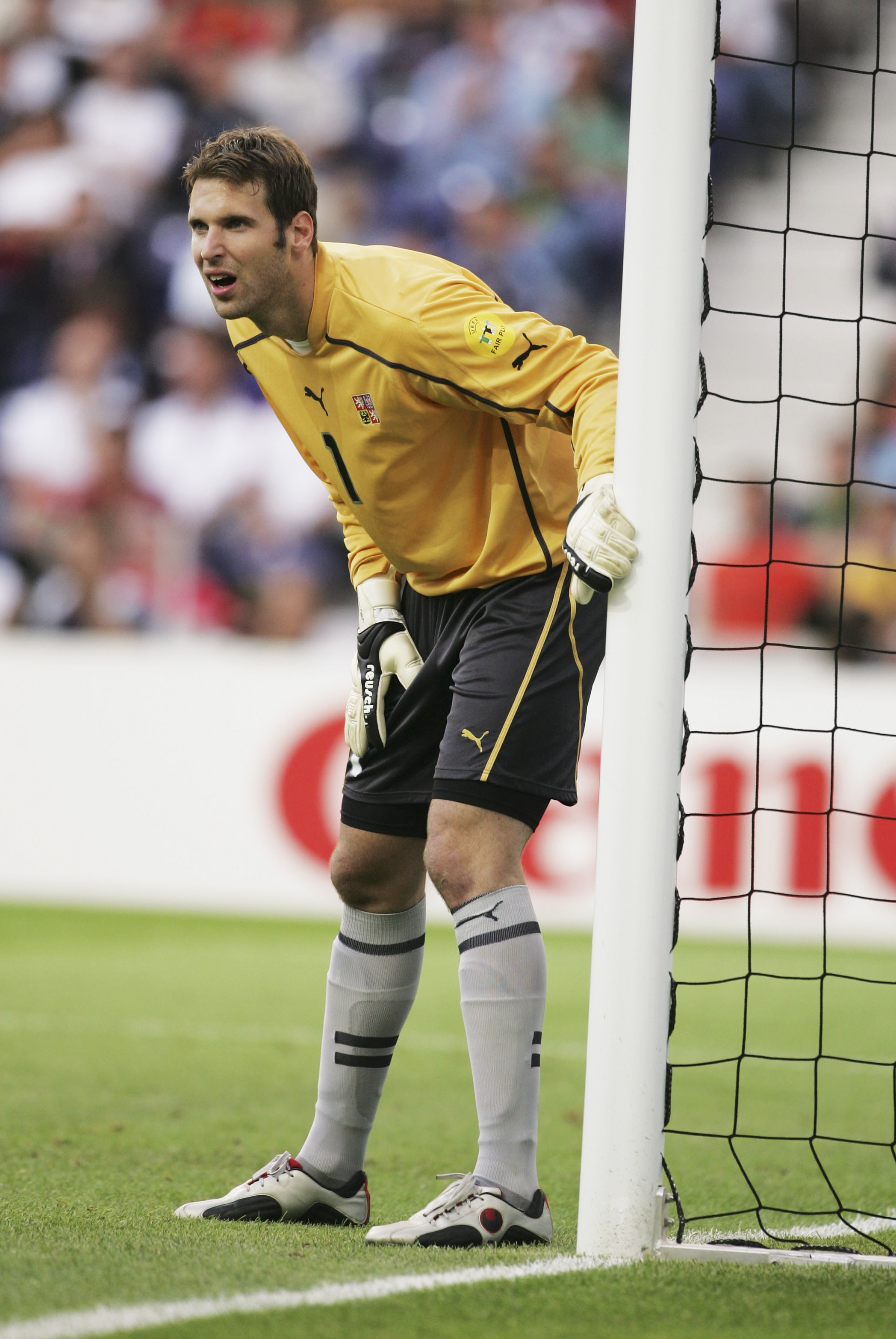PORTO, PORTUGAL - JULY 1:  Petr Cech of Czech Republic in action during the UEFA Euro 2004, Semi Final match between Greece and Czech Republic at the Dragao Stadium on July 1, 2004 in Porto, Portugal. (Photo by Alex Livesey/Getty Images)