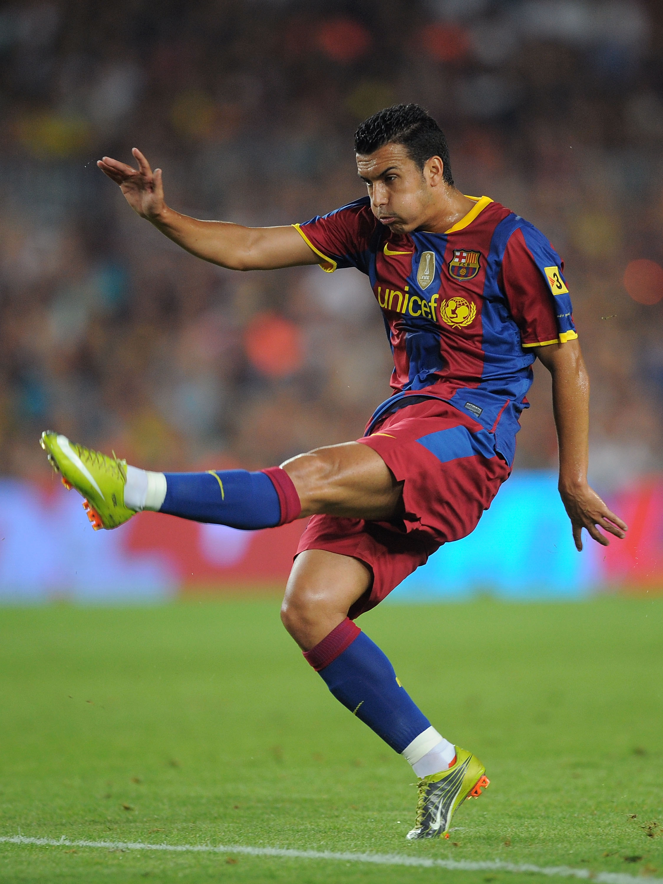 BARCELONA, SPAIN - AUGUST 25: Pedro Rodriguez of Barcelona in action during the Joan Gamper Trophy match between Barcelona and AC Milan at Camp Nou stadium on August 25, 2010 in Barcelona, Spain.  (Photo by Denis Doyle/Getty Images)