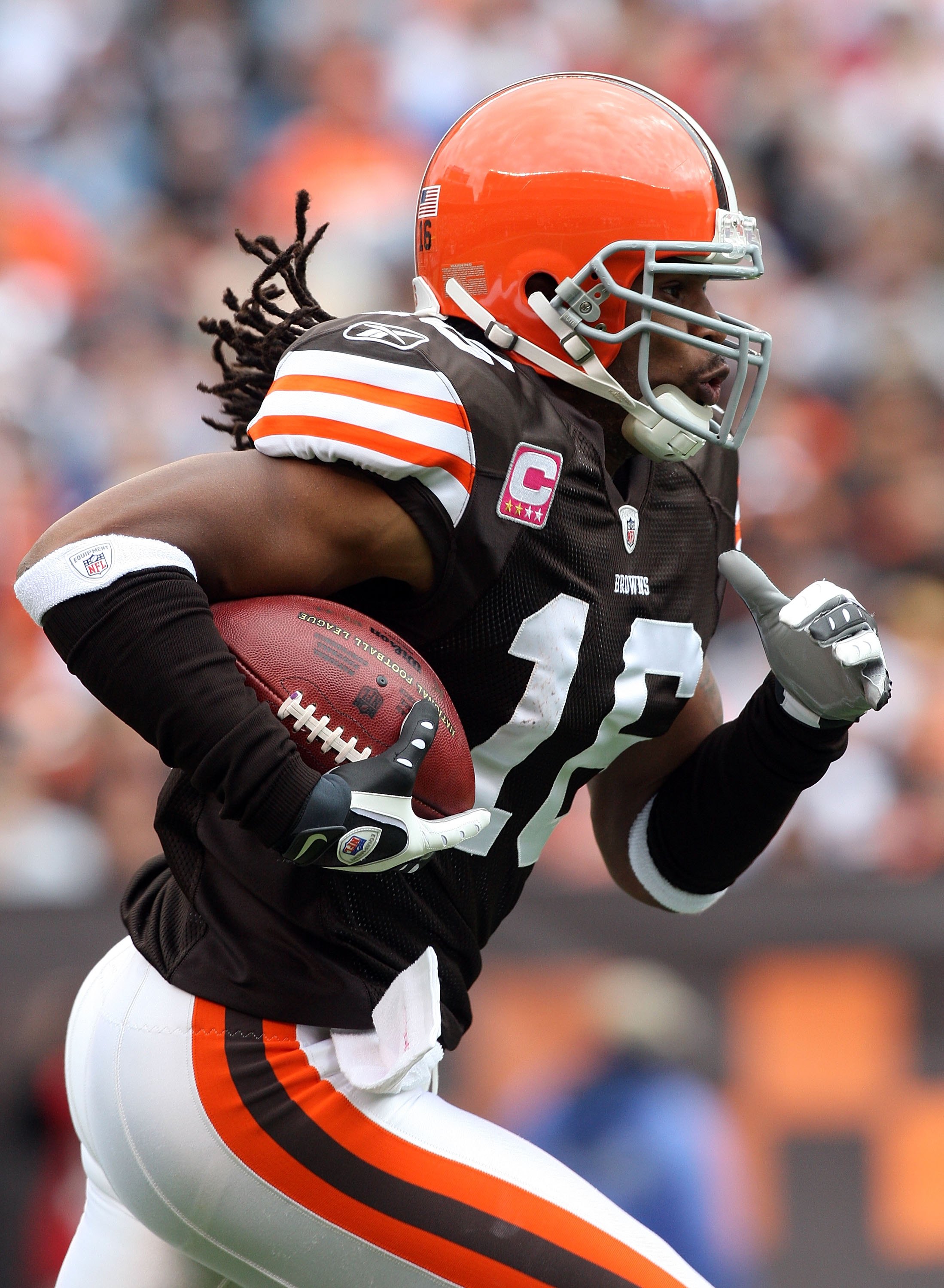 Seneca Wallace's Pick Six is a Killer in Browns' 16-14 Loss to Chiefs -  Dawgs By Nature