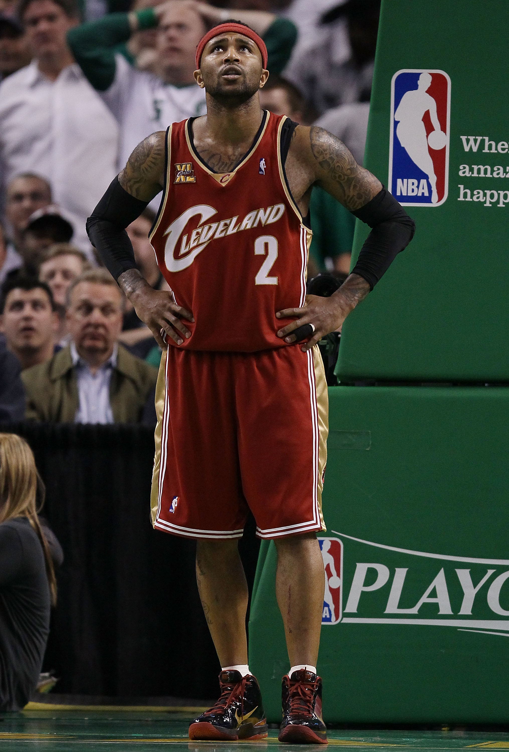 BOSTON - MAY 13:  Mo Williams #2 of the Cleveland Cavaliers reacts after he is called for a foul in the fourth quarter against the Boston Celtics during Game Six of the Eastern Conference Semifinals of the 2010 NBA playoffs at TD Garden on May 13, 2010 in