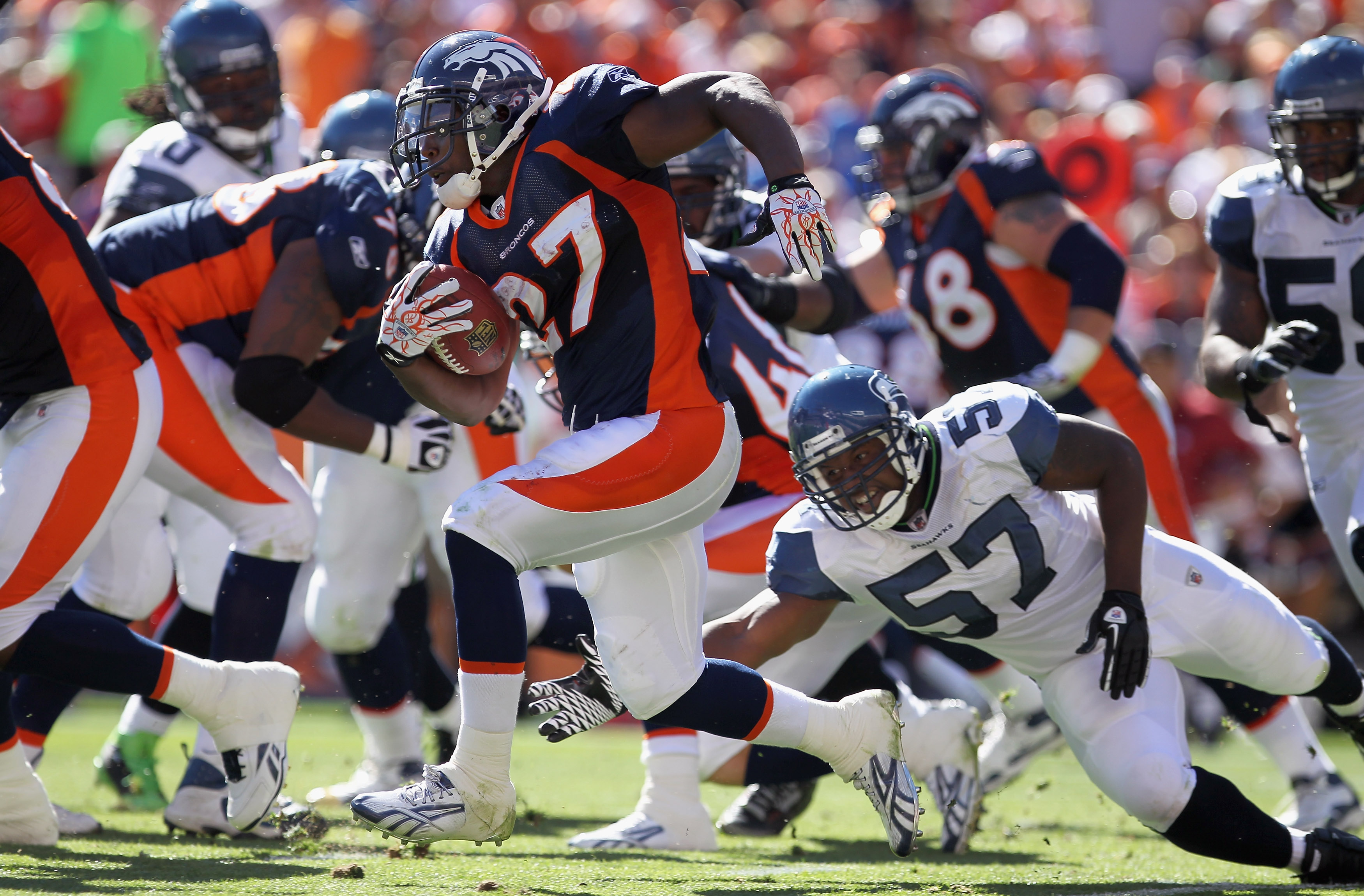 Denver Broncos Vs Seattle Seahawks: Old School and New School