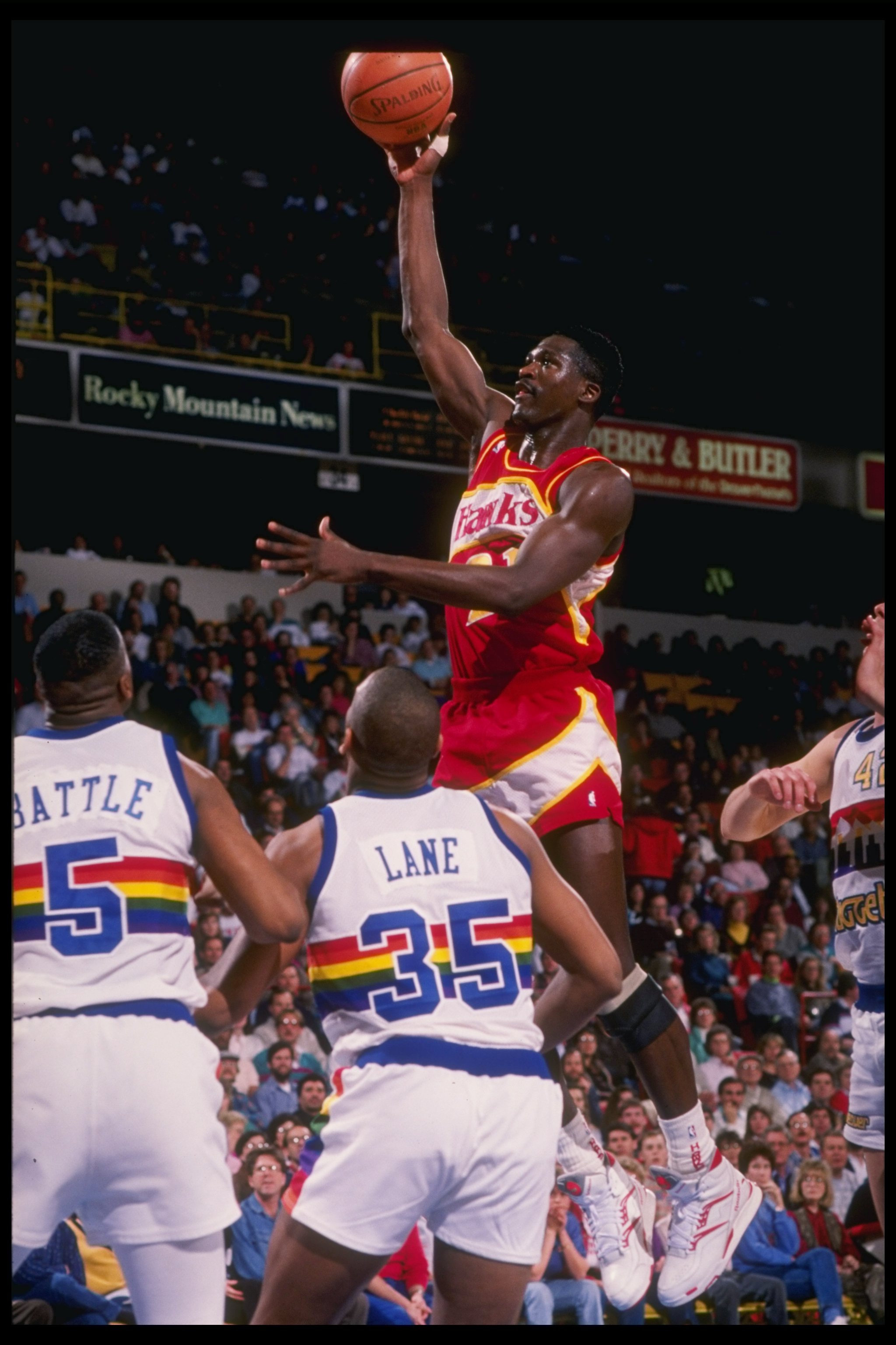 Michael Jordan Owns The NBA Vertical Jump: Where's Carter and Kobe