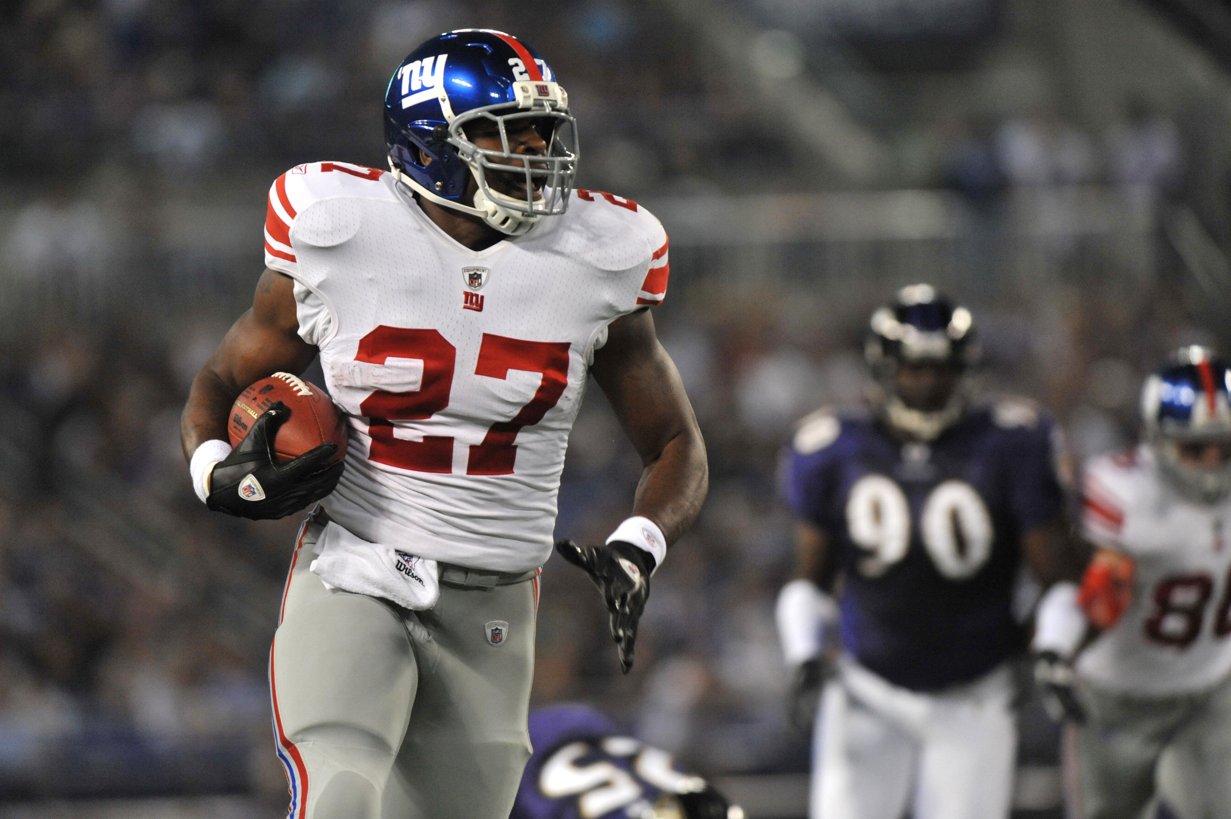 Brandon Jacobs sparks NY Giants running game while looking like old self  again – New York Daily News