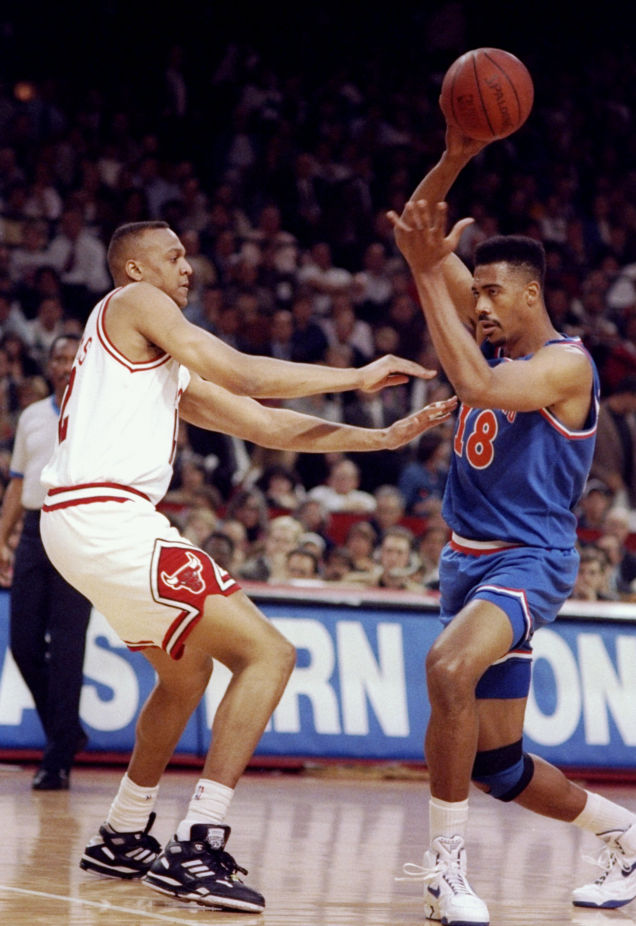27 May 1992:  Center John Williams of the Cleveland Cavaliers moves the ball during a game against the Chicago Bulls.  The Bulls won the game, 112-89. Mandatory Credit: Jonathan Daniel  /Allsport