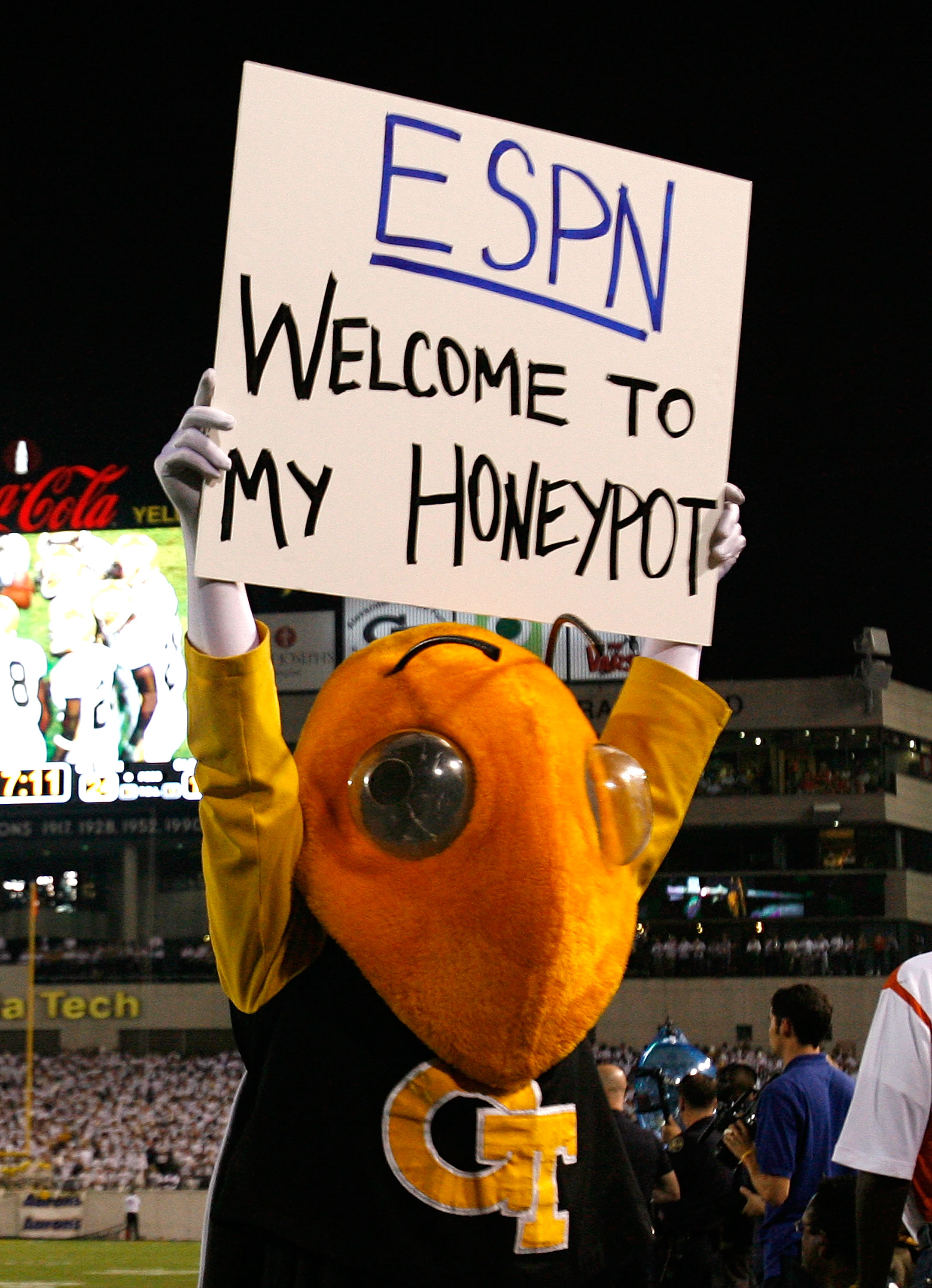 ATLANTA - SEPTEMBER 10: Buzz, the mascot of the Georgia Tech Yellow Jackets, cheers against the Clemson Tigers at Bobby Dodd Stadium on September 10, 2009 in Atlanta, Georgia. (Photo by Kevin C. Cox/Getty Images)