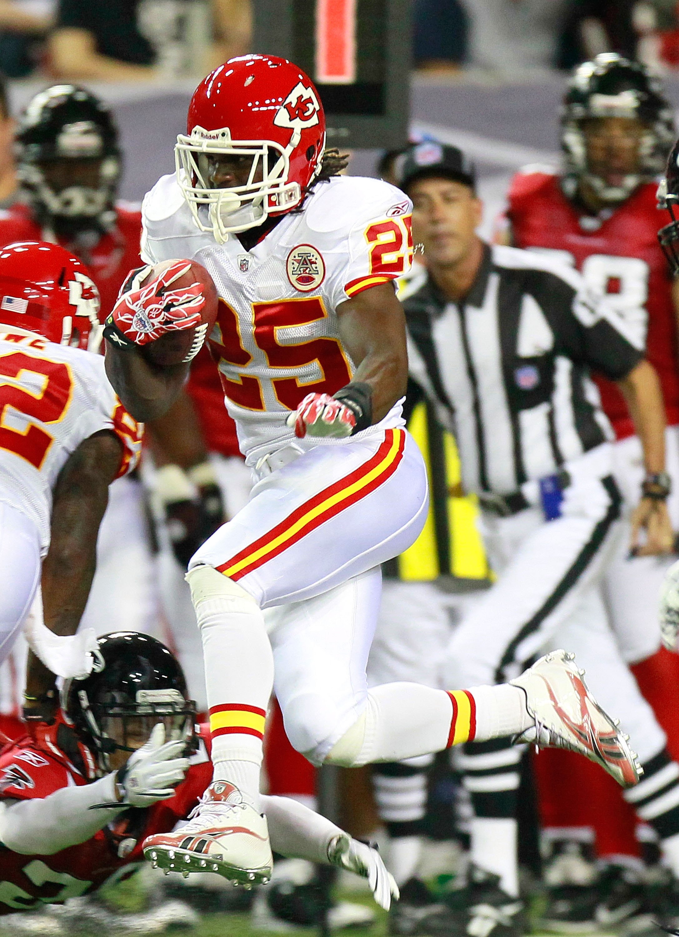 San Francisco 49ers running back JaMycal Hasty (23) against the Kansas City  Chiefs during an NFL preseason football game in Santa Clara, Calif.,  Saturday, Aug. 14, 2021. (AP Photo/Tony Avelar Stock Photo - Alamy