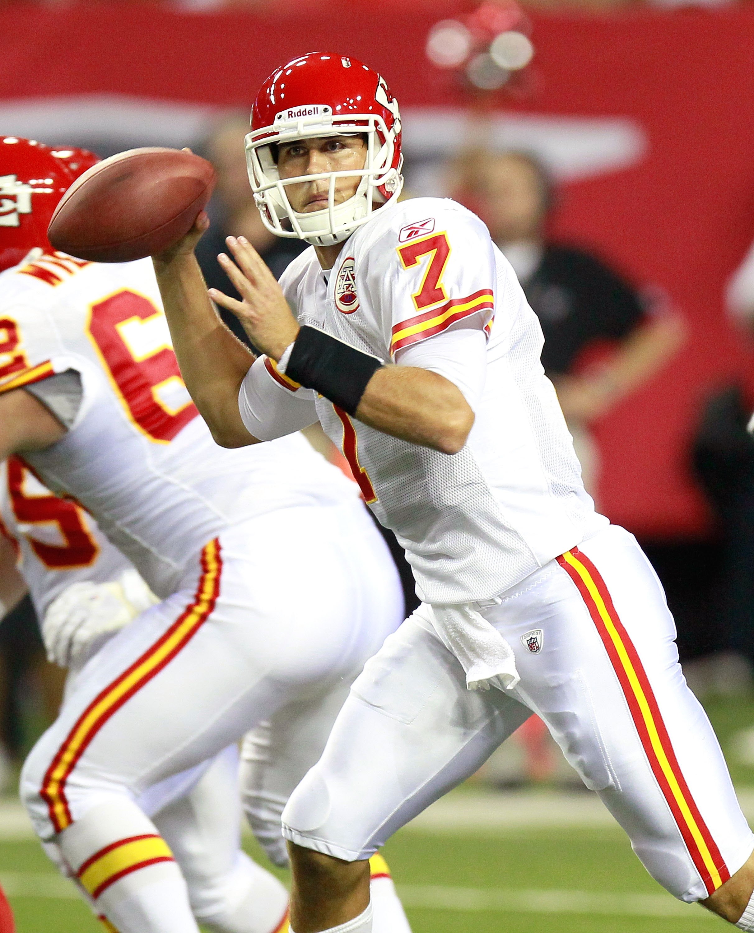 ATLANTA - AUGUST 13: Matt Cassel #7 of the Kansas City Chiefs against the Atlanta Falcons at Georgia Dome on August 13, 2010 in Atlanta, Georgia. (Photo by Kevin C. Cox/Getty Images)