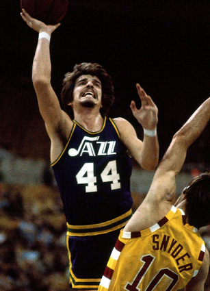 Pete Maravich shares who is the greatest basketball player of all time -  Basketball Network - Your daily dose of basketball