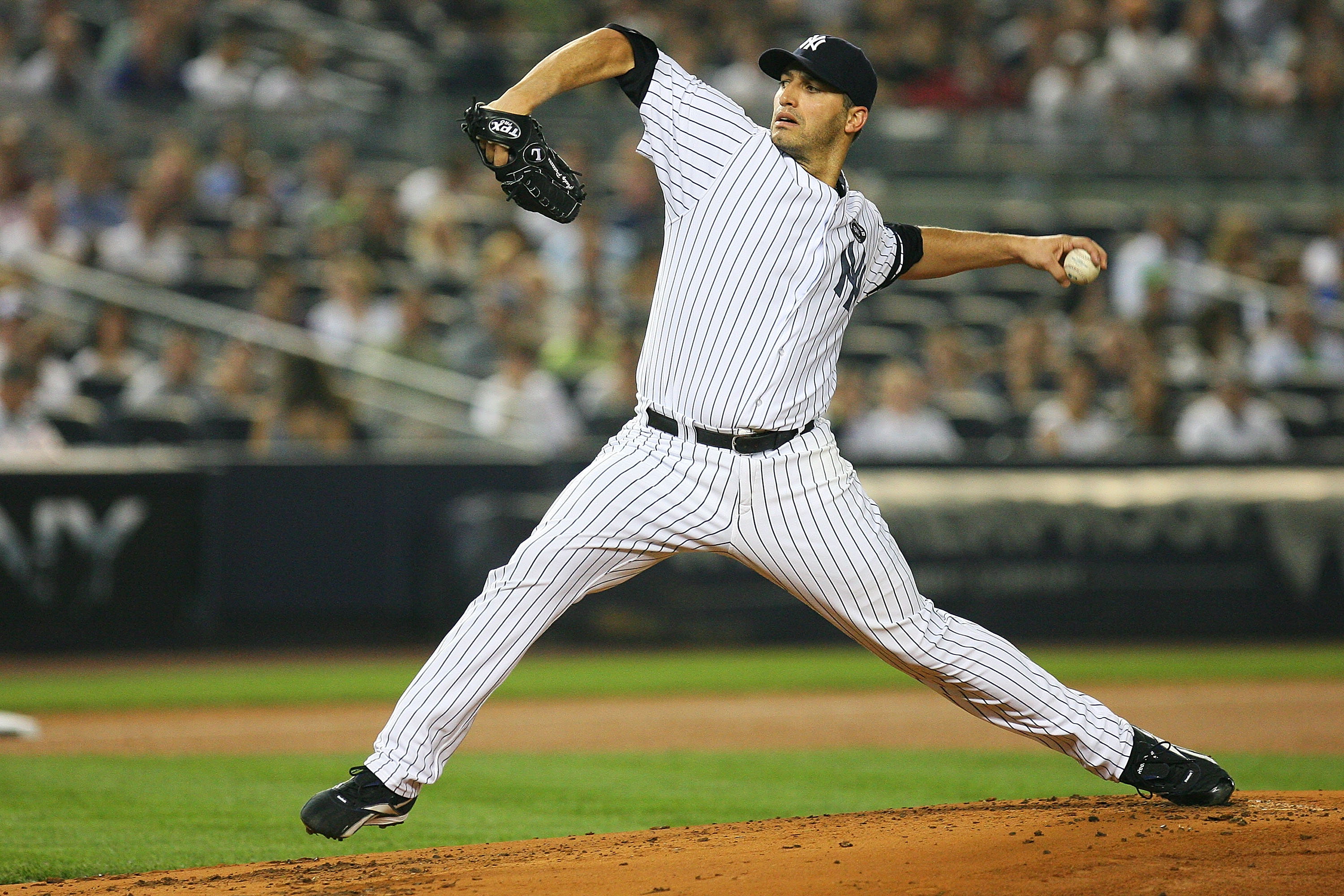 New York Yankees pitcher Andy Pettitte pitches during the Yankees' game  against the Boston Red Sox at Yankee Stadium in Bronx, New York, Friday,  April 27, 2007. The Red Sox defeated the