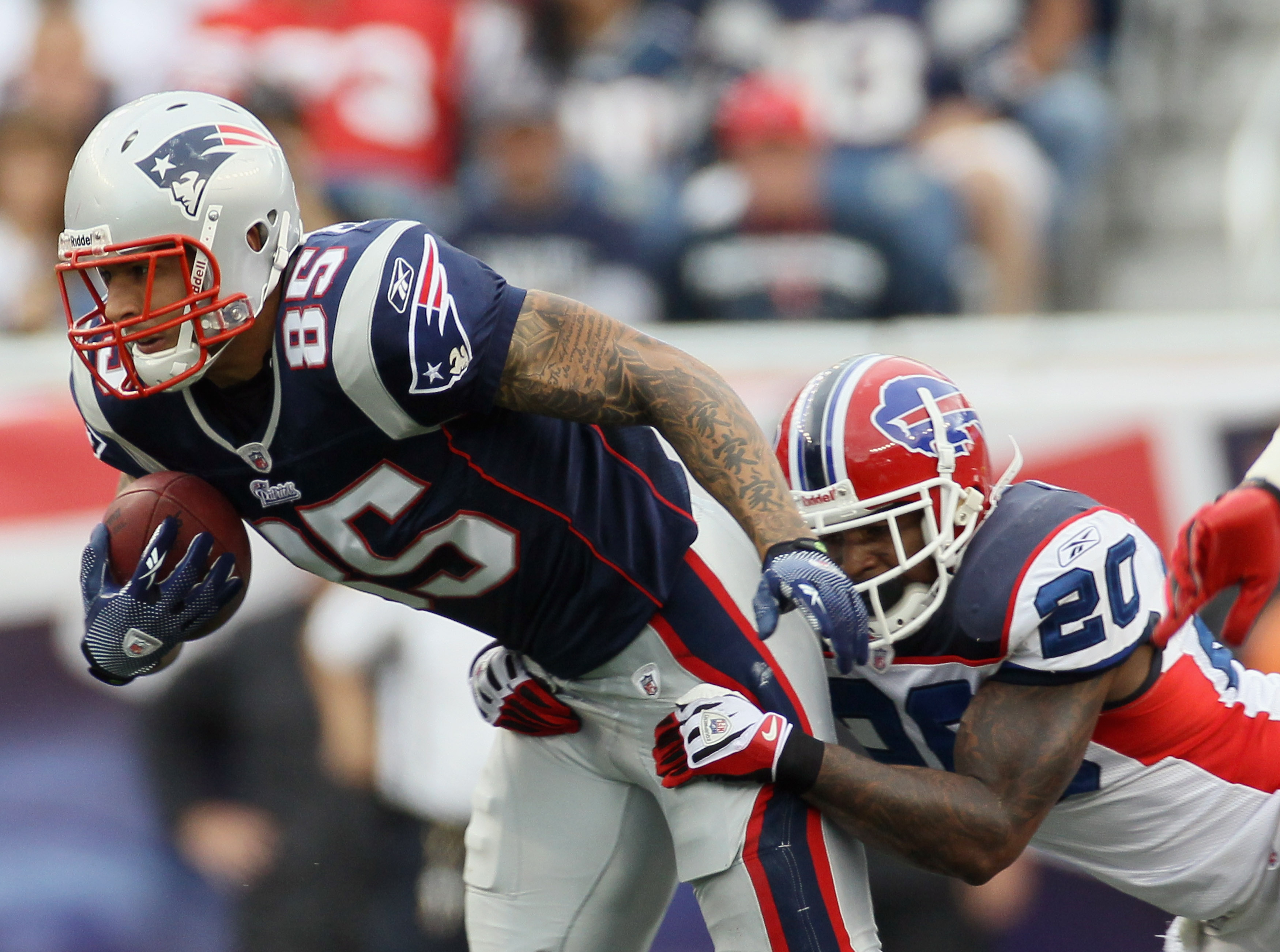 Duo of BenJarvus Green-Ellis, Danny Woodhead bolster Patriots