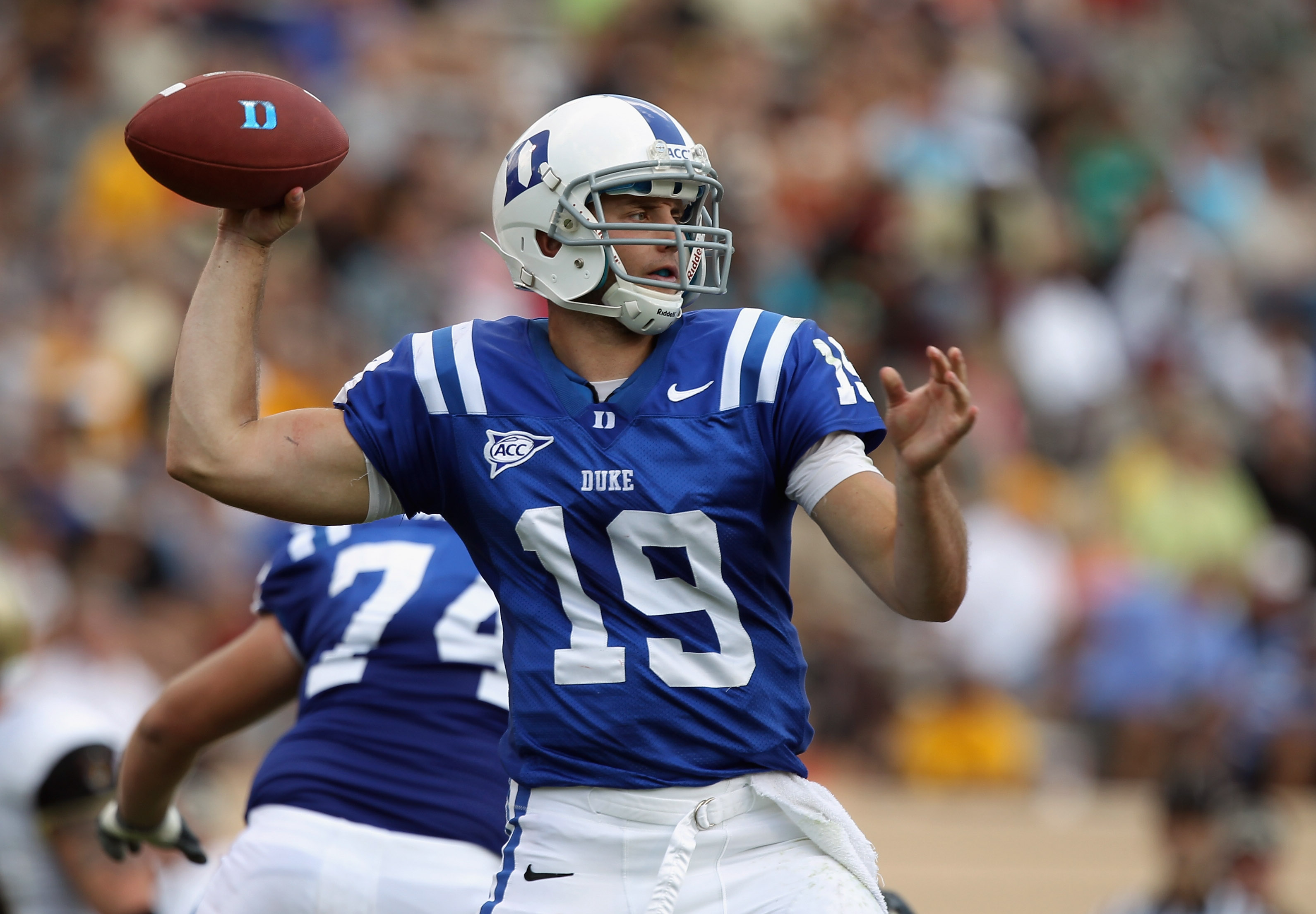 DURHAM, NC - SEPTEMBER 25: Sean Renfree #19 of the Duke Blue Devils drops back to throw a pass against the Army Black Knights during their game at Wallace Wade Stadium on September 25, 2010 in Durham, North Carolina. (Photo by Streeter Lecka/Getty Image