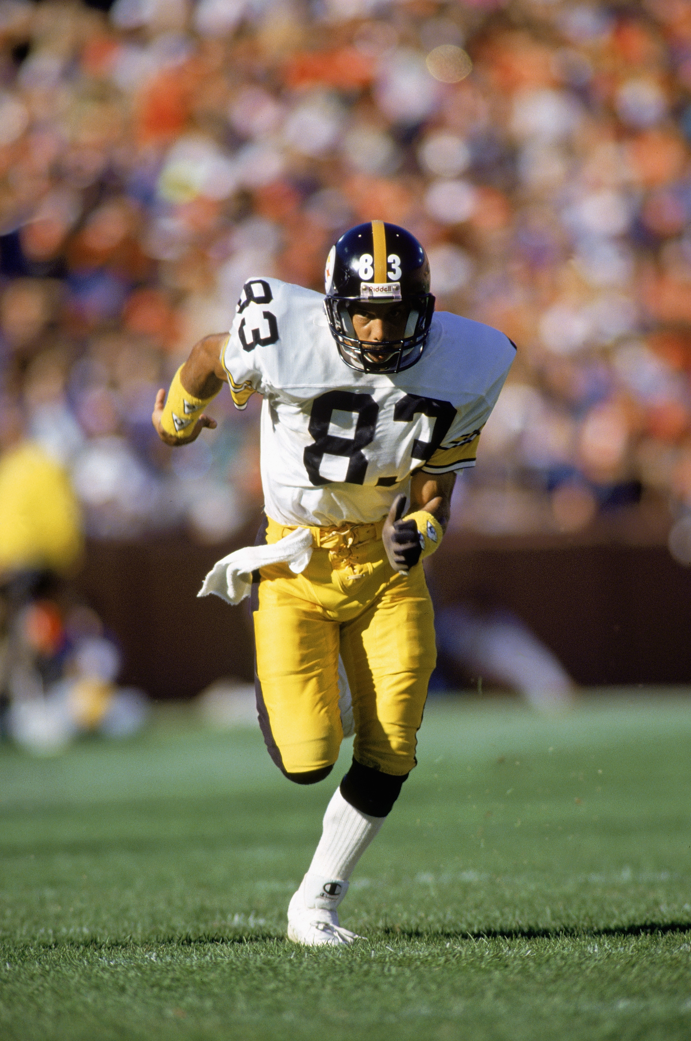 Burgh's best to wear it, No. 95: Steelers' Greg Lloyd left indelible mark