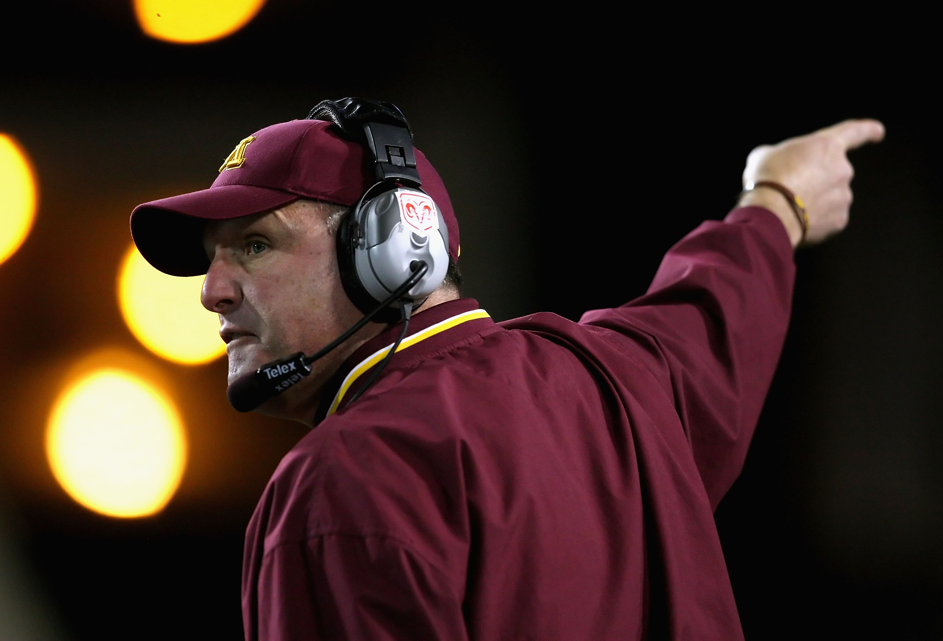 College Football Hot Seat Rankings: Tim Brewster Is So Done at Minnesota |  News, Scores, Highlights, Stats, and Rumors | Bleacher Report