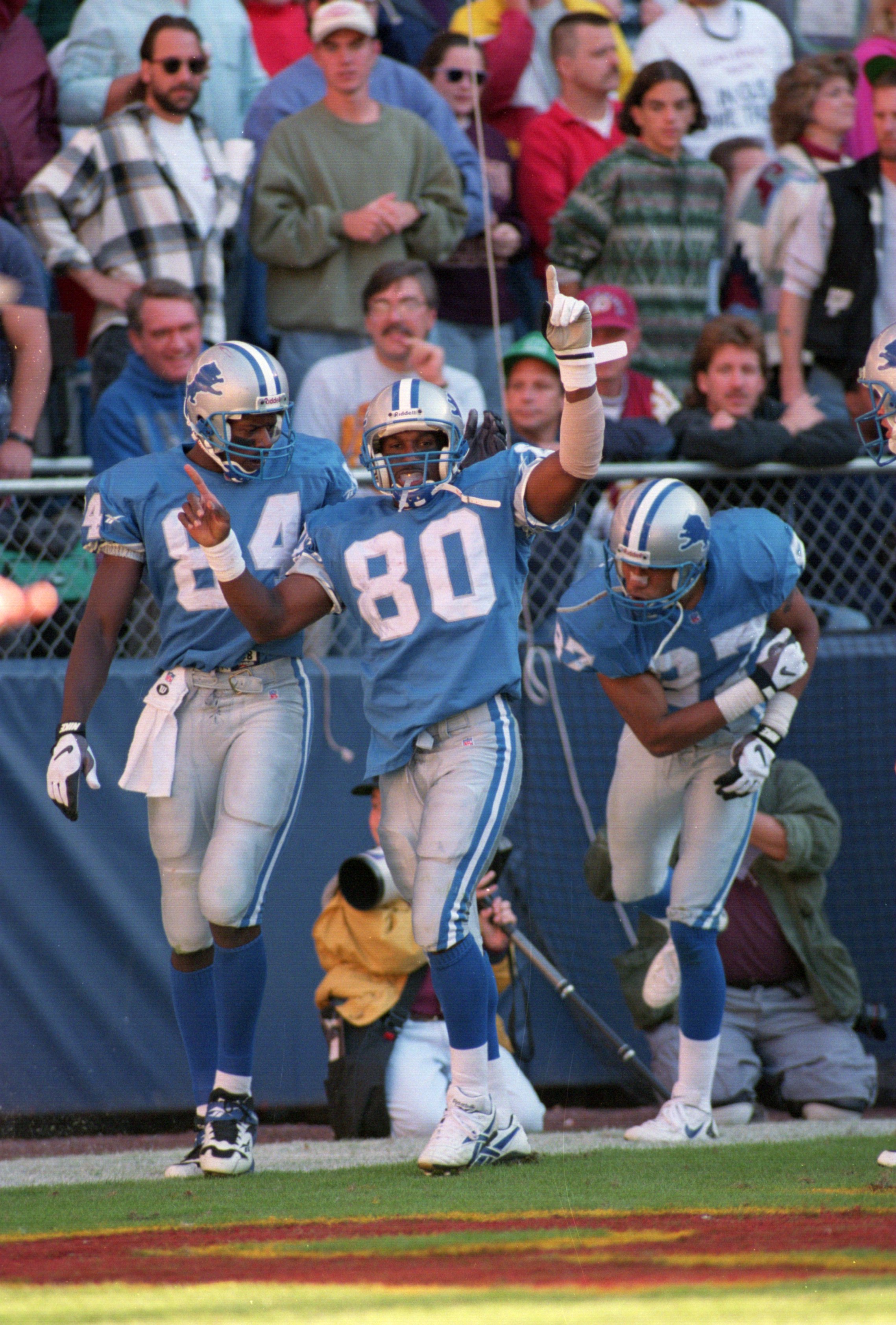 Throwback to Sterling Sharpe's 40-yard TD catch vs the Lions in 1994 to  give the Packers their first playoff win in 12 years 