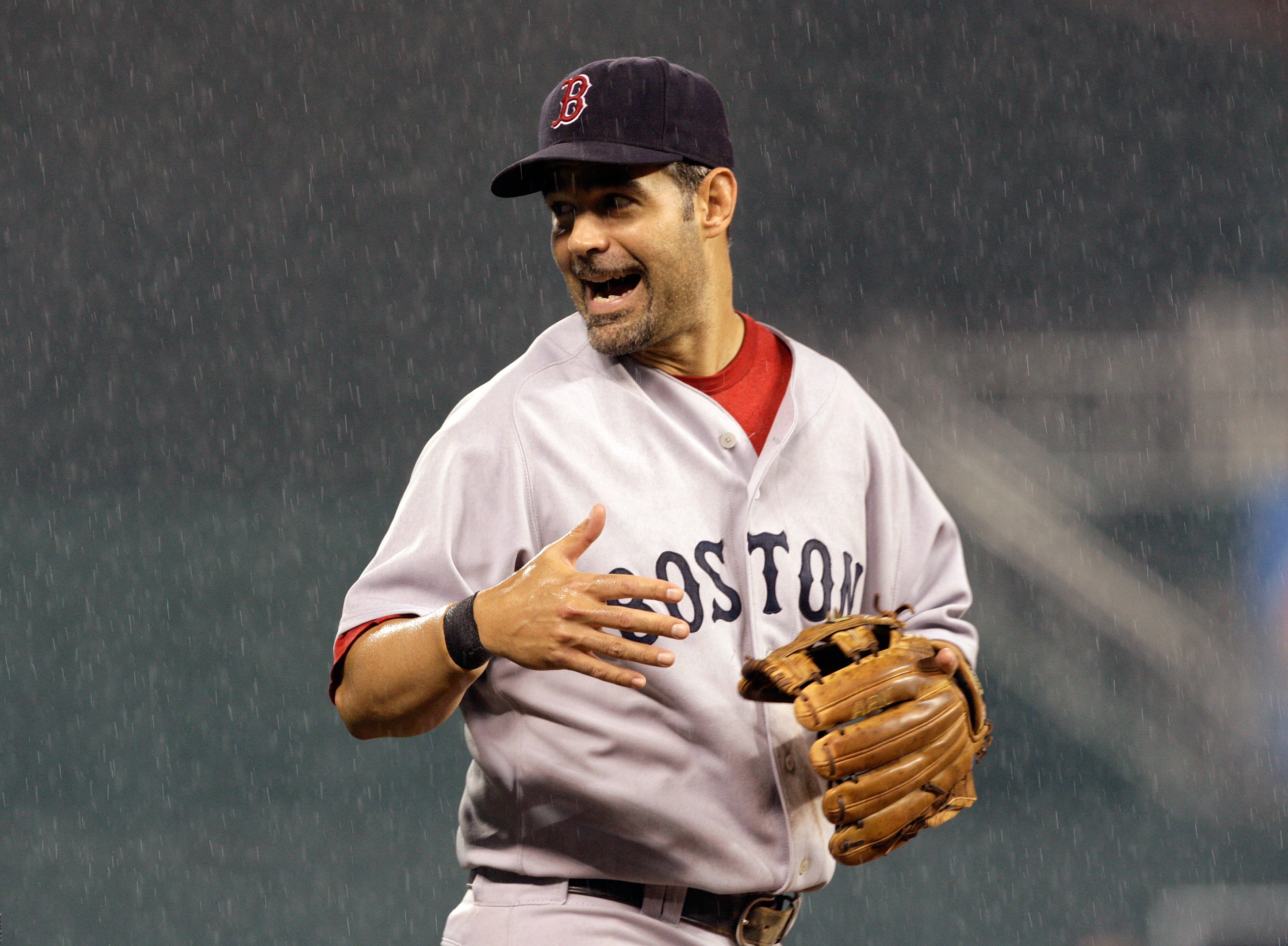 20 August 2009: Boston Red Sox 3rd baseman Mike Lowell (R) and