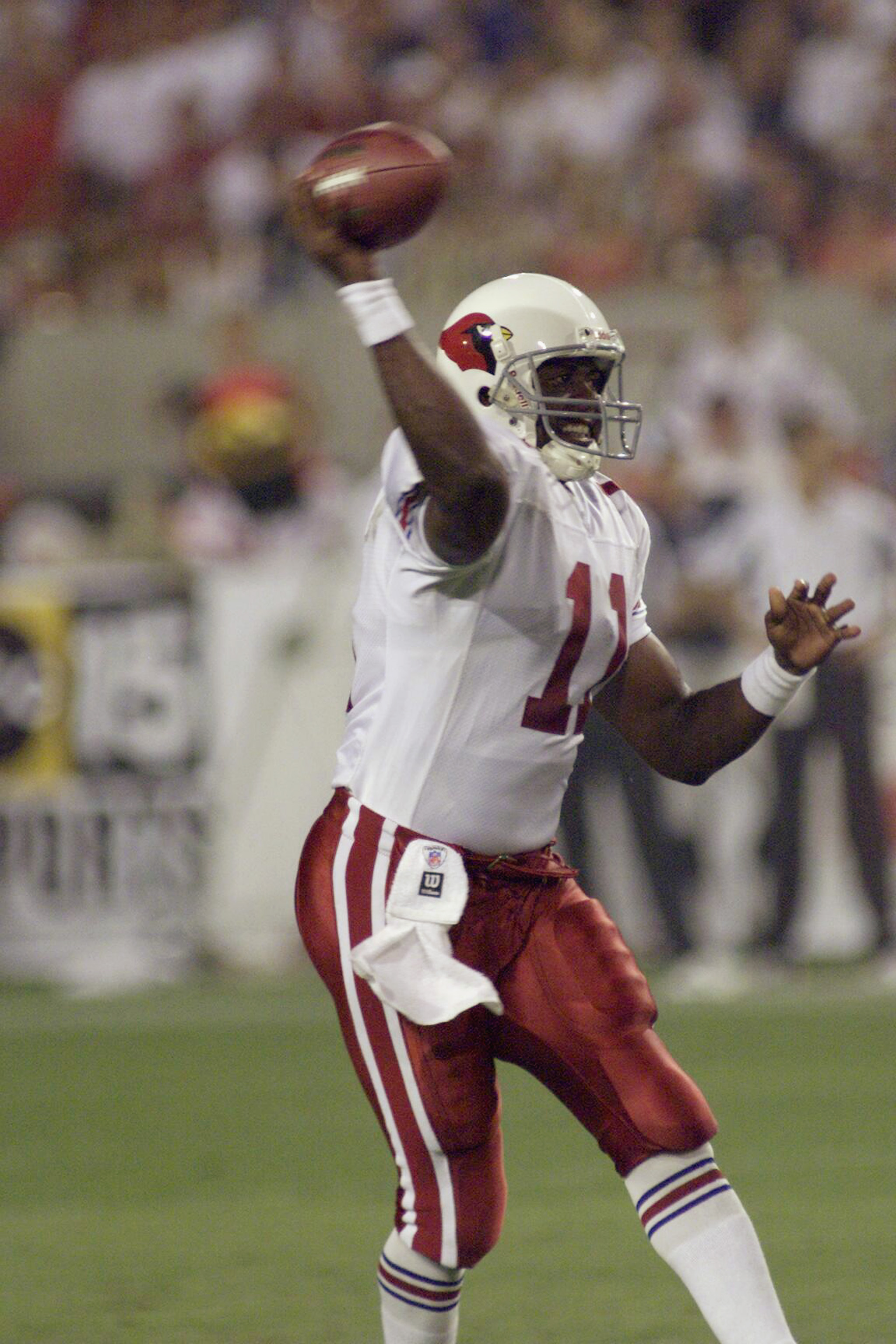 41-Year-Old Mike Vick Goes Viral For Throwing A Ball Out Of A Stadium