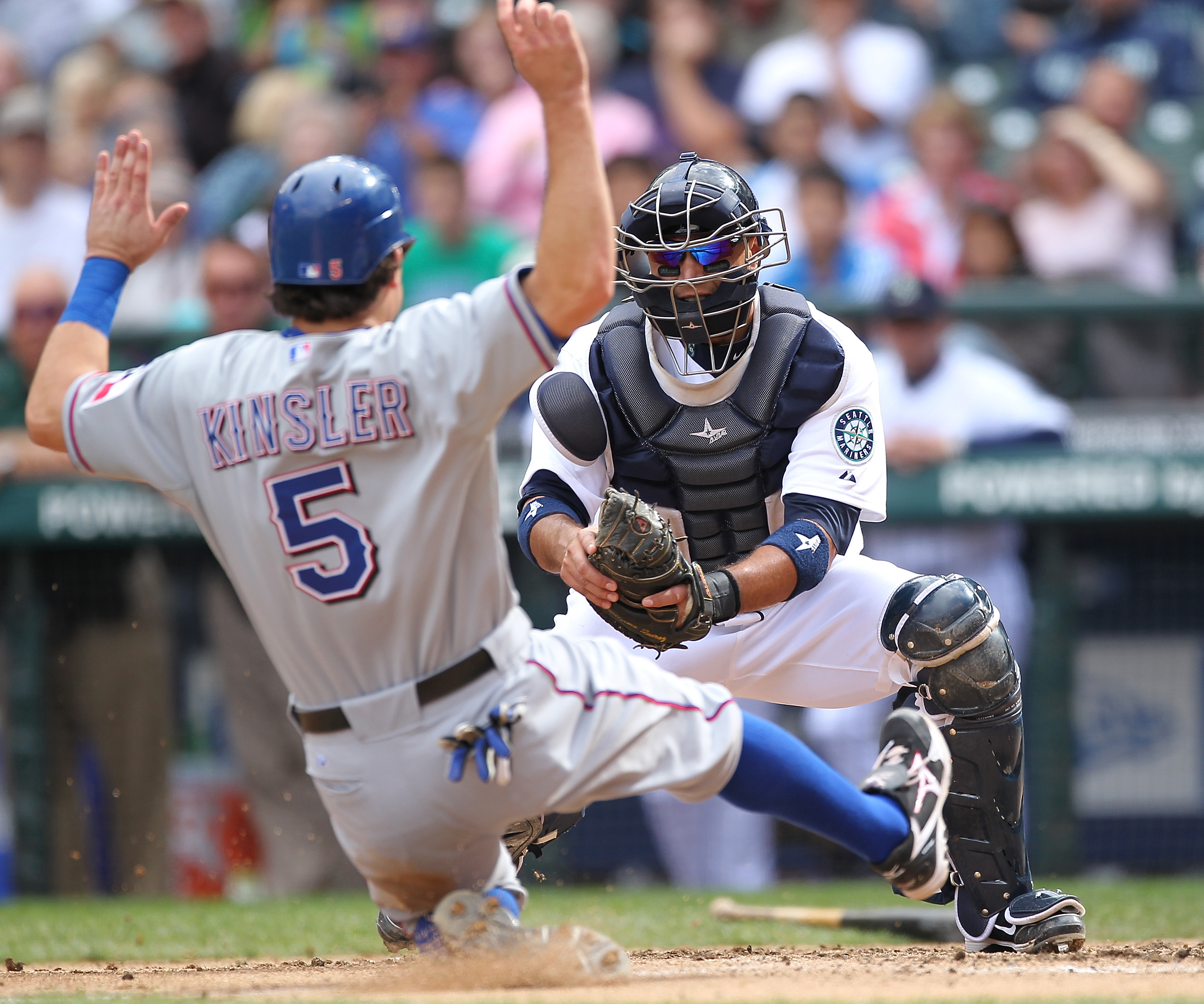 Kinsler edges Angels and helps beat former Ranger Hamilton