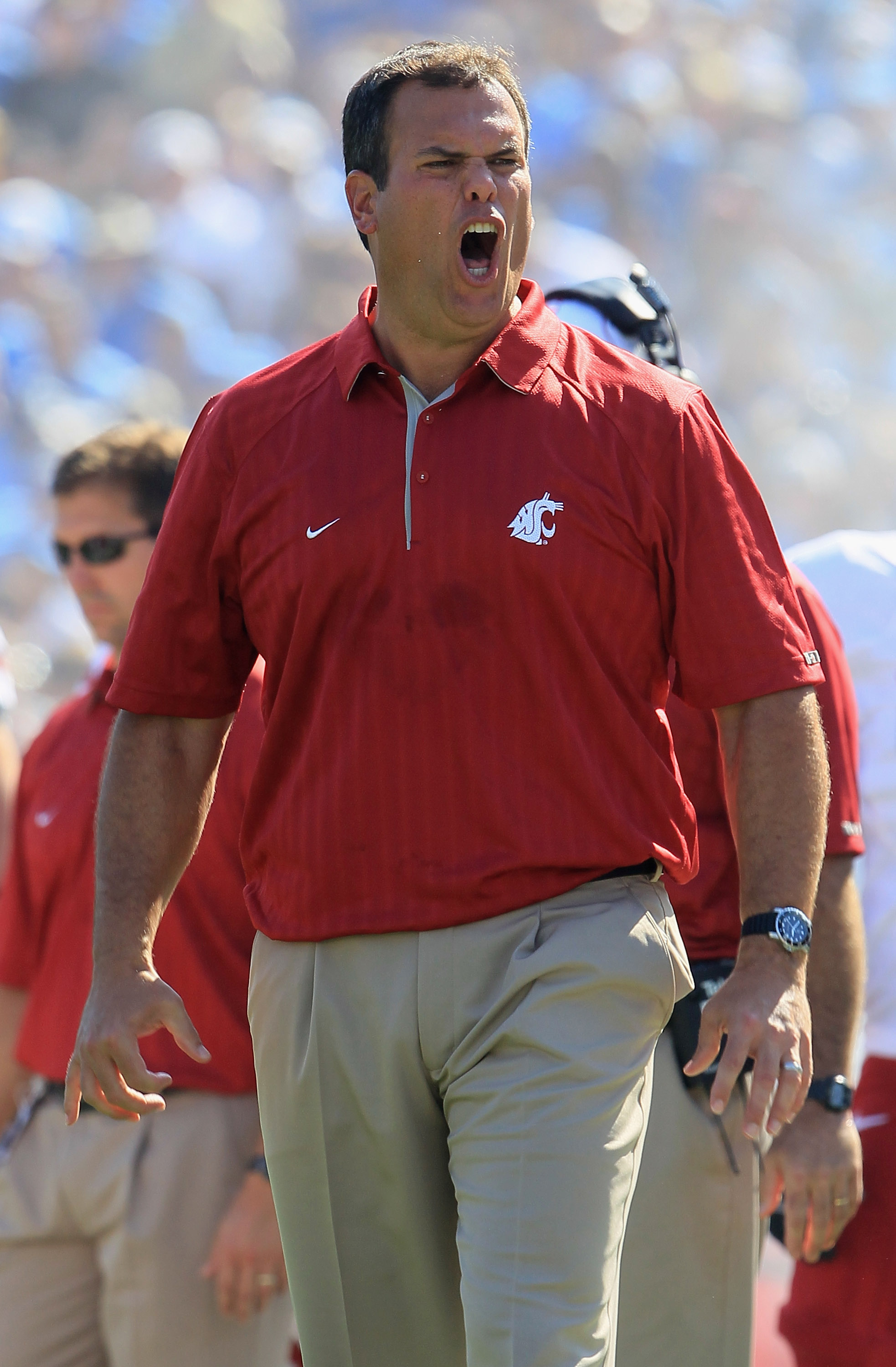 PASADENA, CA - OCTOBER 02:  Washington State Cougars head coach Paul Wulff yells from the sideline against the UCLA Bruins at the Rose Bowl on October 2, 2010 in Pasadena, California. UCLA defeated Washington State 42-28.  (Photo by Jeff Gross/Getty Image