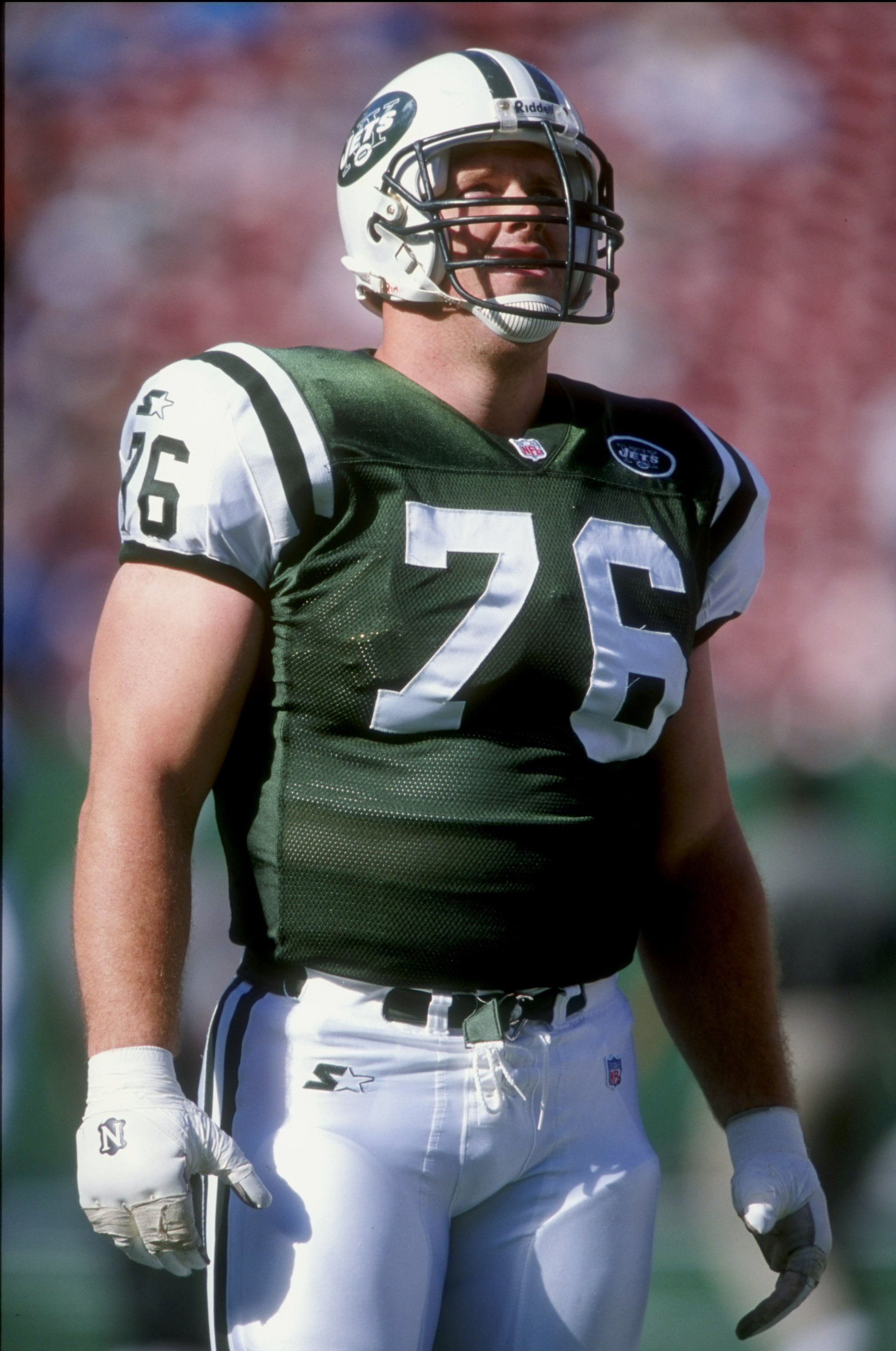 New York Jets wide receiver Wayne Chrebet runs out for a pass. The New York  Jets defeated the Buffalo Bills 16 to 14 at Giants Stadium in East  Rutherford, New Jersey on