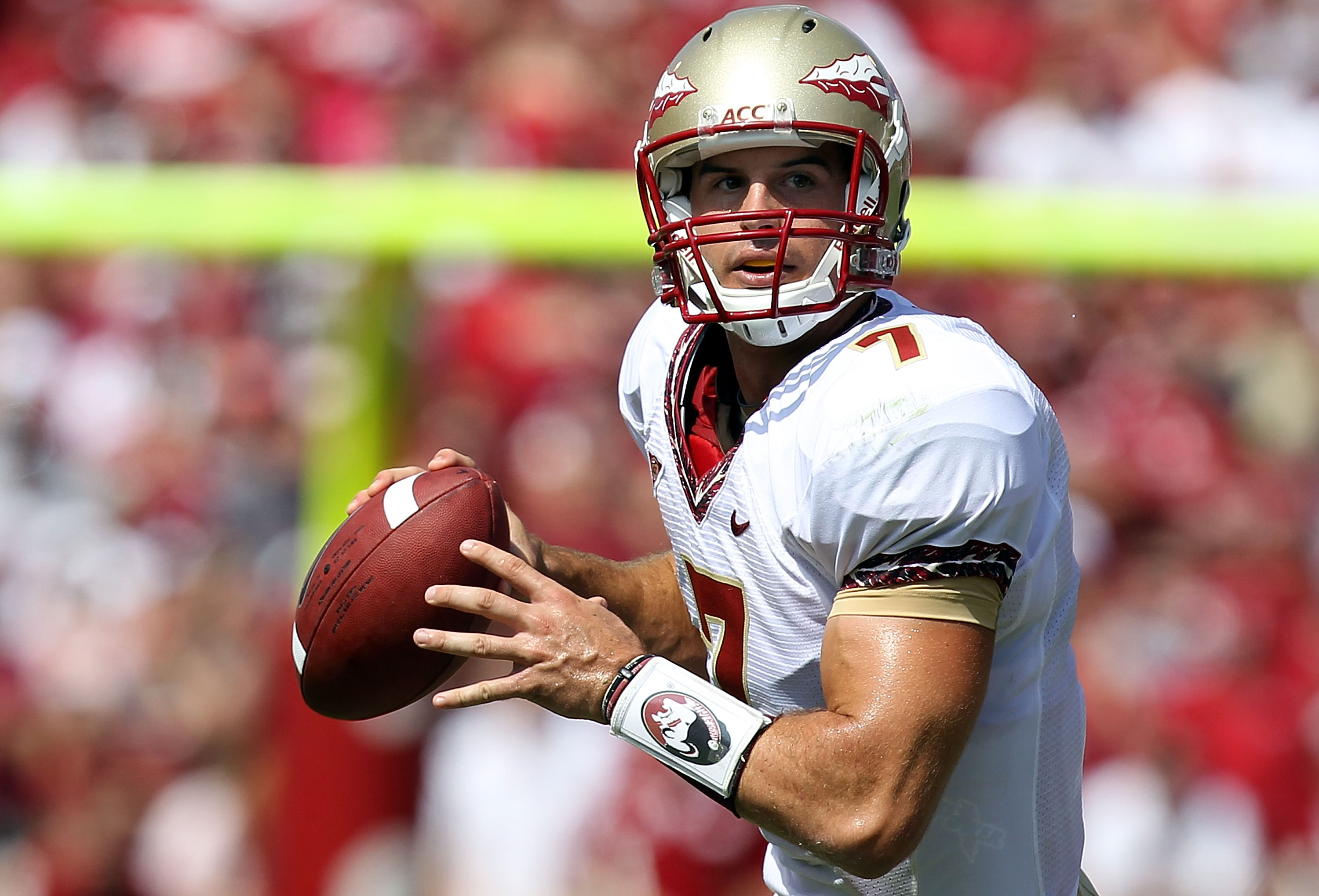 NORMAN, OK - SEPTEMBER 11:  Quarterback Christian Ponder #7 of the Florida State Seminoles drops back to pass against the Oklahoma Sooners at Gaylord Family Oklahoma Memorial Stadium on September 11, 2010 in Norman, Oklahoma.  (Photo by Ronald Martinez/Ge