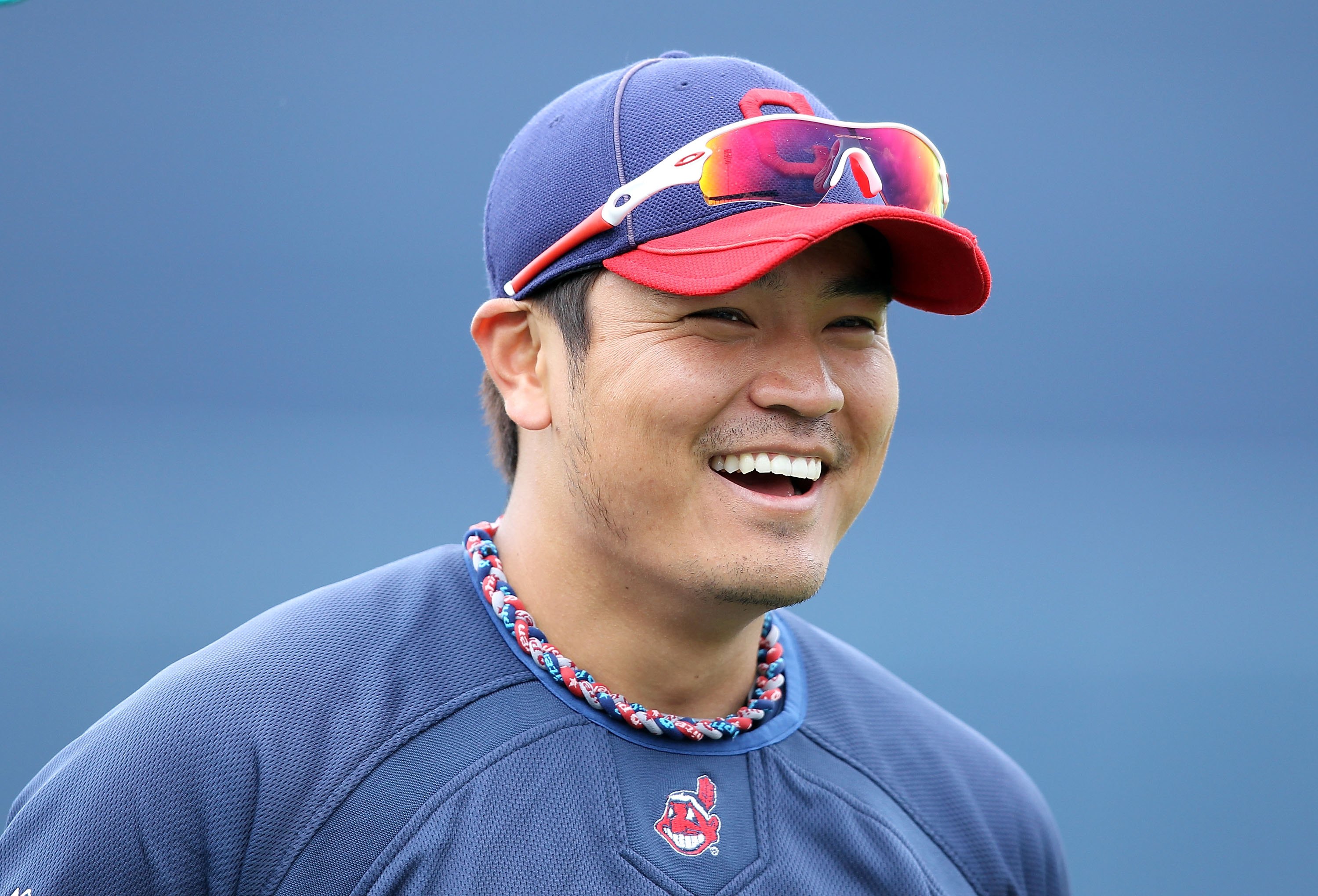 PEORIA, AZ - MARCH 09:  Shin-Soo Choo #17 of the Cleveland Indians warms up before the MLB spring training game against the Seattle Mariners at Peoria Stadium on March 9, 2010 in Peoria, Arizona. The Indians defeated the Mariners 6-4.  (Photo by Christian