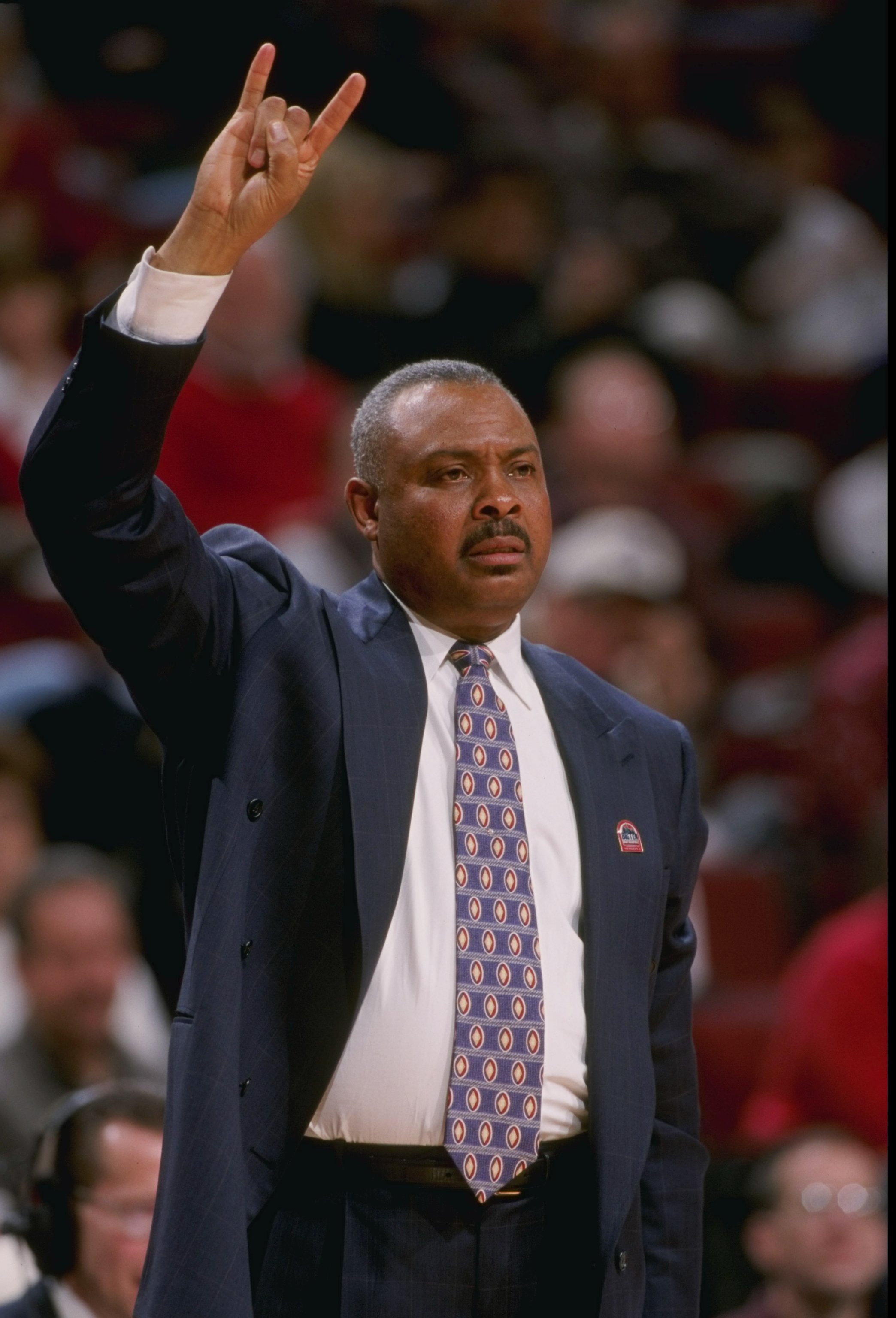 5 Mar 1998:  Coach Clem Haskins of the Minnesota Golden Gophers looks on during a Big 10 Tournament game against the Northwestern Wildcats at the United Center in Chicago, Illinois.  Minnesota defeated Northwestern 64-56. Mandatory Credit: Jonathan Daniel
