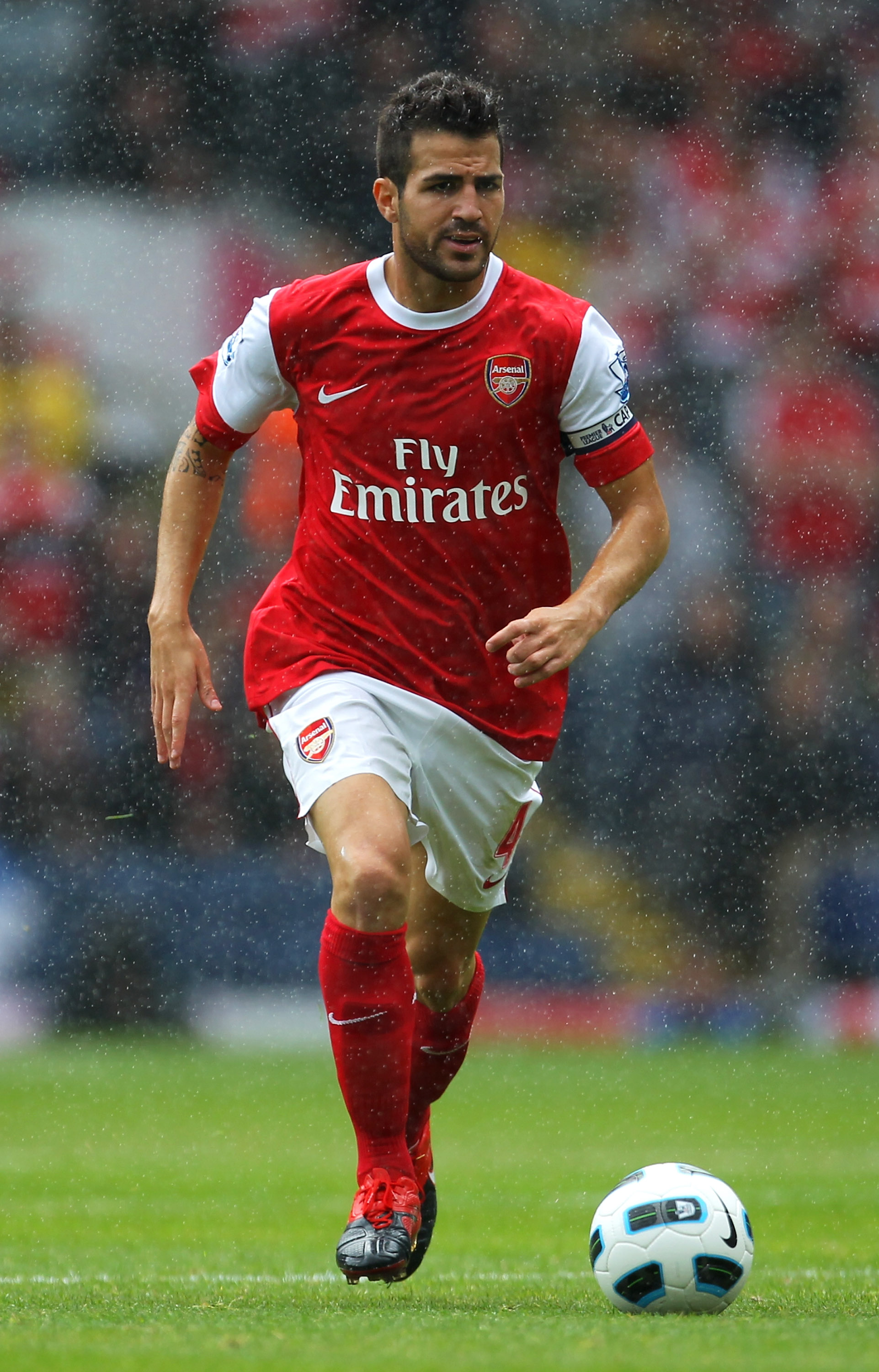 BLACKBURN, ENGLAND - AUGUST 28:   Cesc Fabregas of Arsenal in action during the Barclays Premier League match between Blackburn Rovers and Arsenal at Ewood Park on August 28, 2010 in Blackburn, England.  (Photo by Alex Livesey/Getty Images)